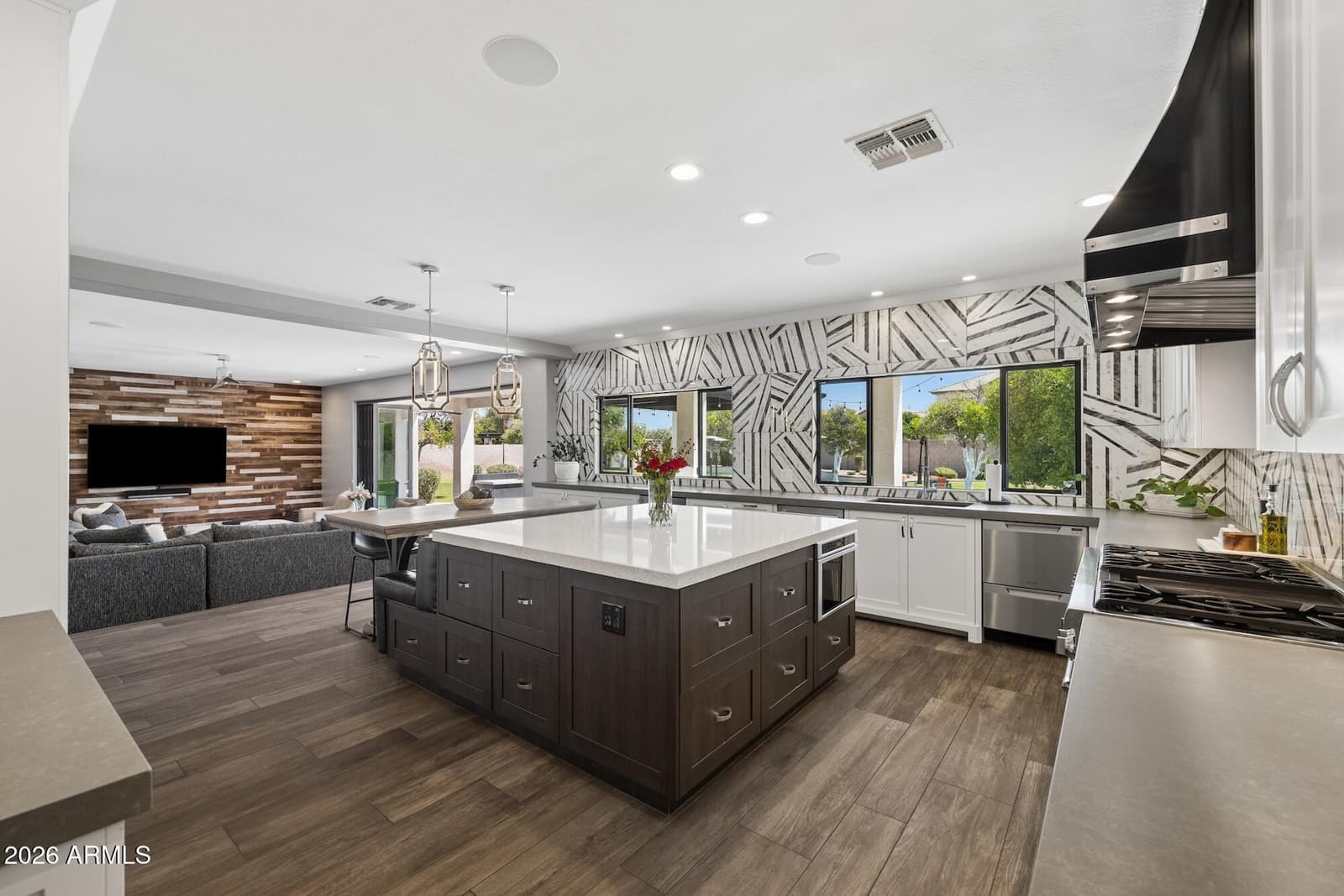 1141 N OMAHA, Mesa, AZ 85205 — photo 10 of 68
