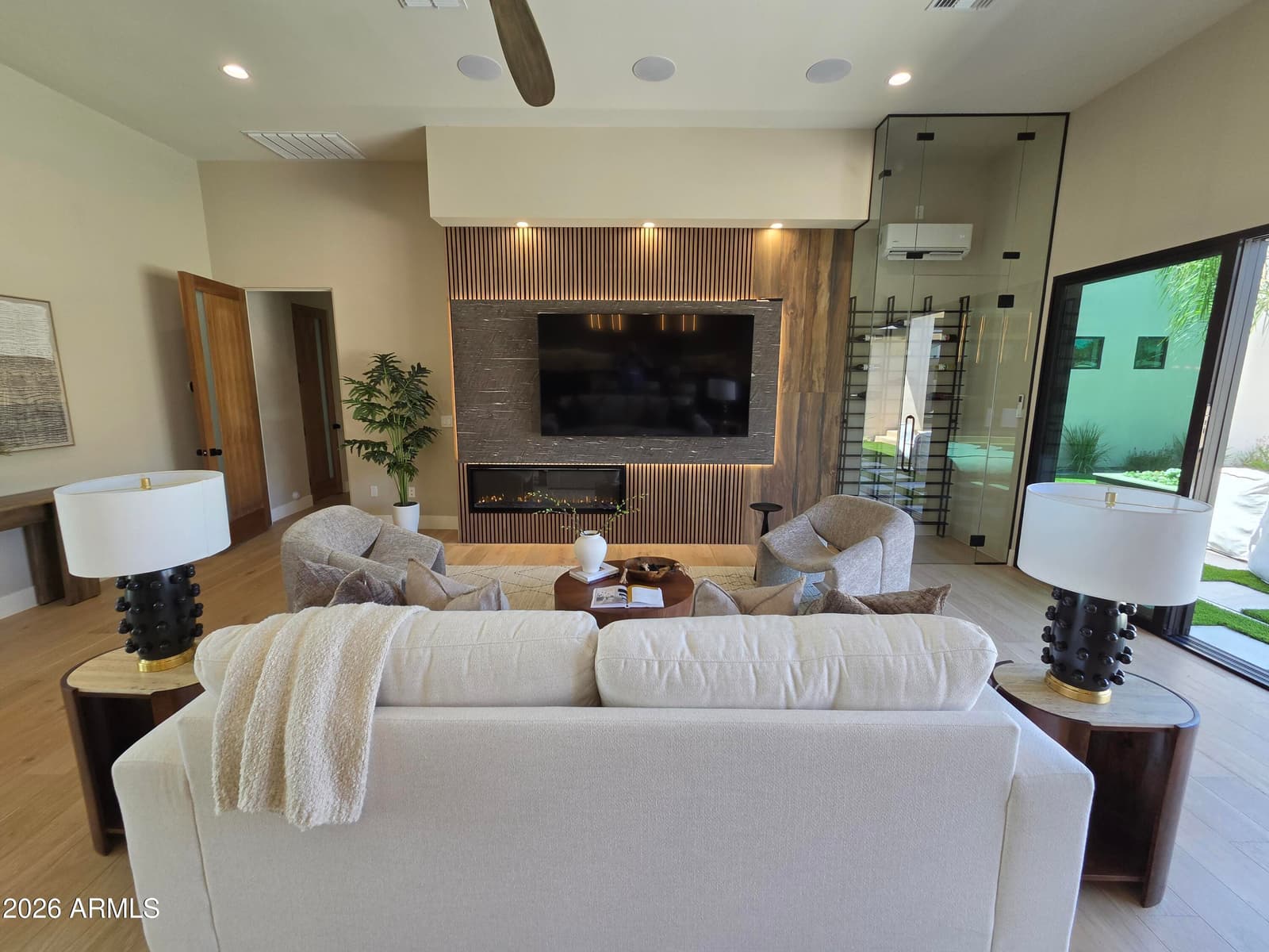 4332 E Vermont Avenue, Phoenix, AZ 85018 — photo 13 of 85