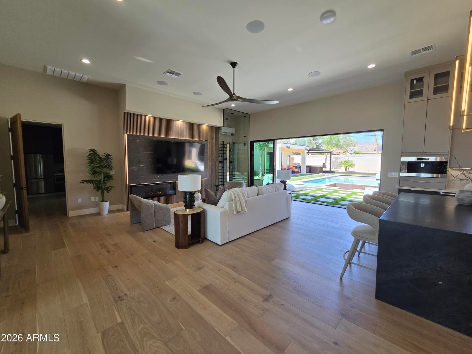 4332 E Vermont Avenue, Phoenix, AZ 85018 — photo 17 of 85