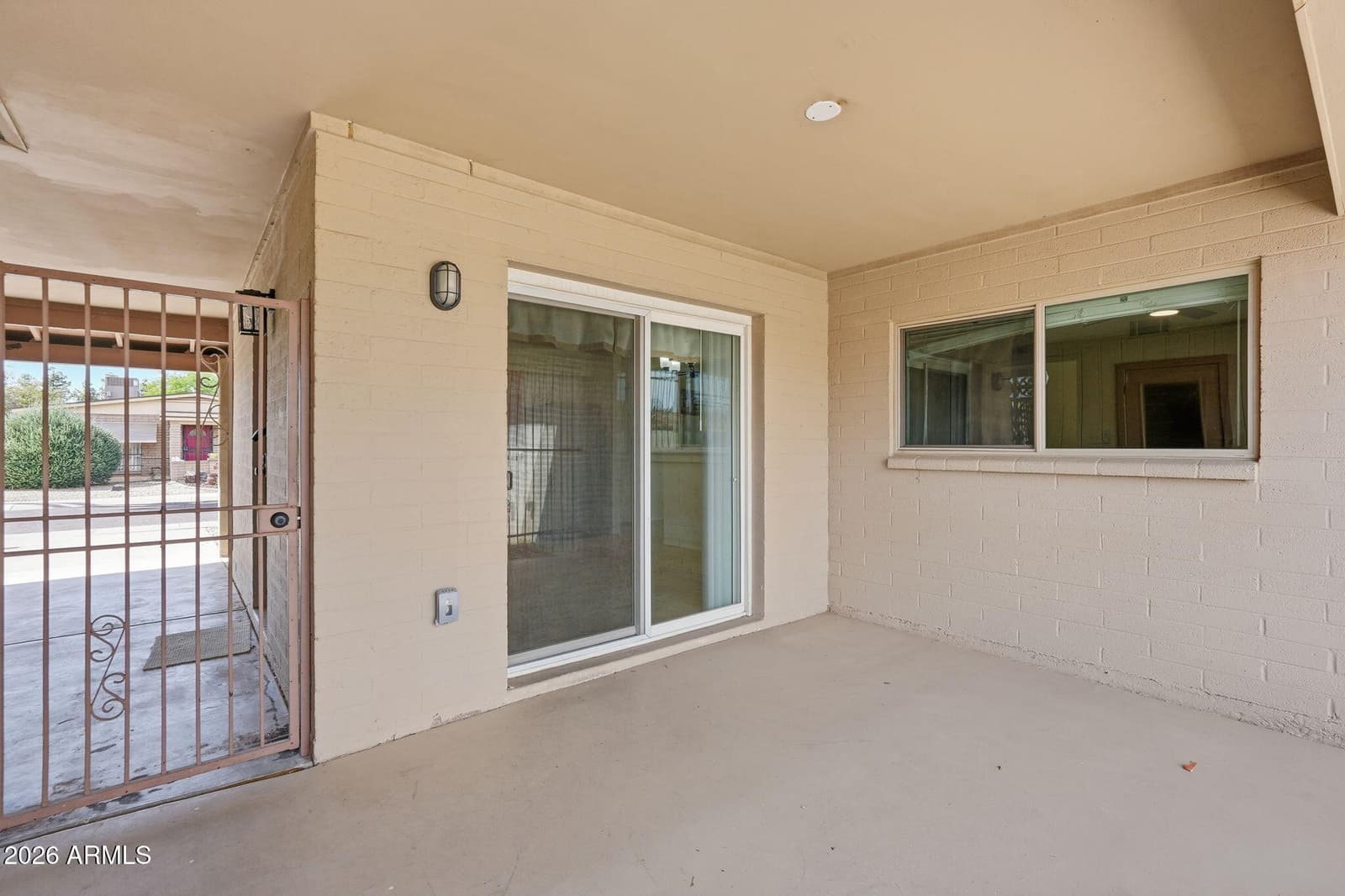 2201 E GRETTA Place, Phoenix, AZ 85022 — photo 28 of 40