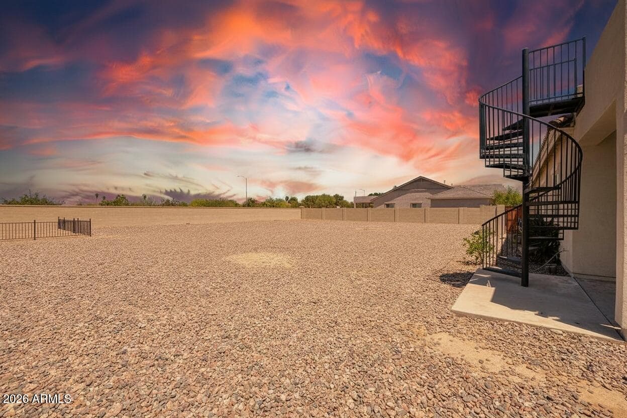 8428 S 16TH Drive, Phoenix, AZ 85041 — photo 19 of 23