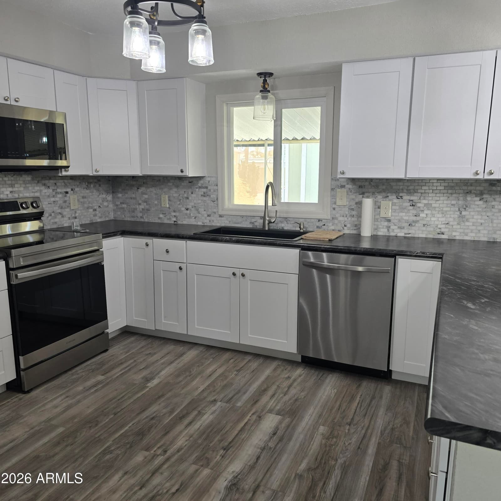 2701 E UTOPIA Road 29, Phoenix, AZ 85050 — photo 3 of 38