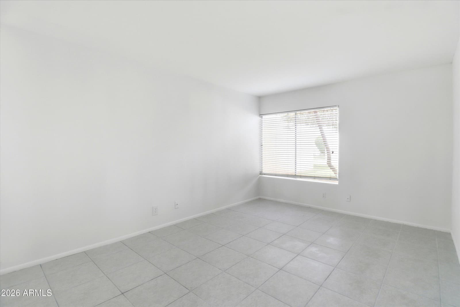 100 W MARYLAND Avenue H1, Phoenix, AZ 85013 — photo 7 of 20