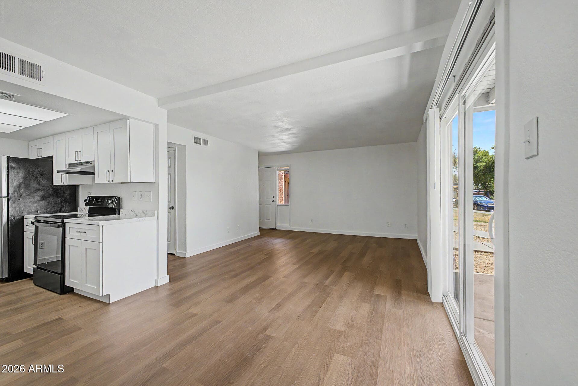 3810 N MARYVALE Parkway 1063, Phoenix, AZ 85031 — photo 8 of 28