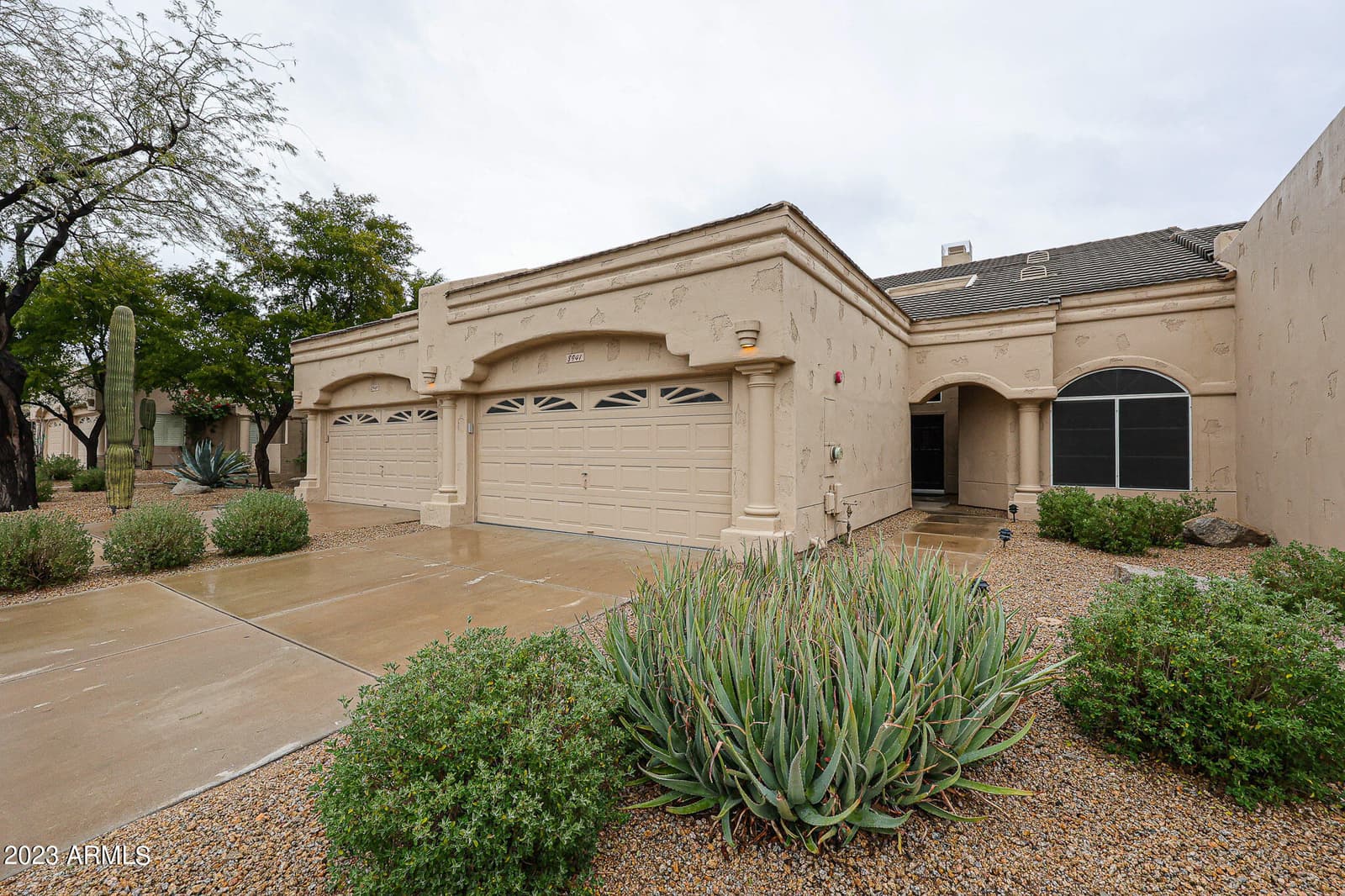 8941 E MAPLE Drive, Scottsdale, AZ 85255