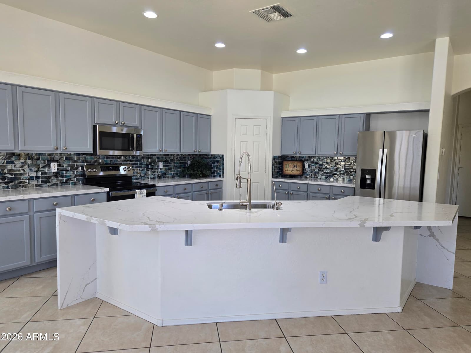 4541 N 129TH Drive, Litchfield Park, AZ 85340 — photo 5 of 28