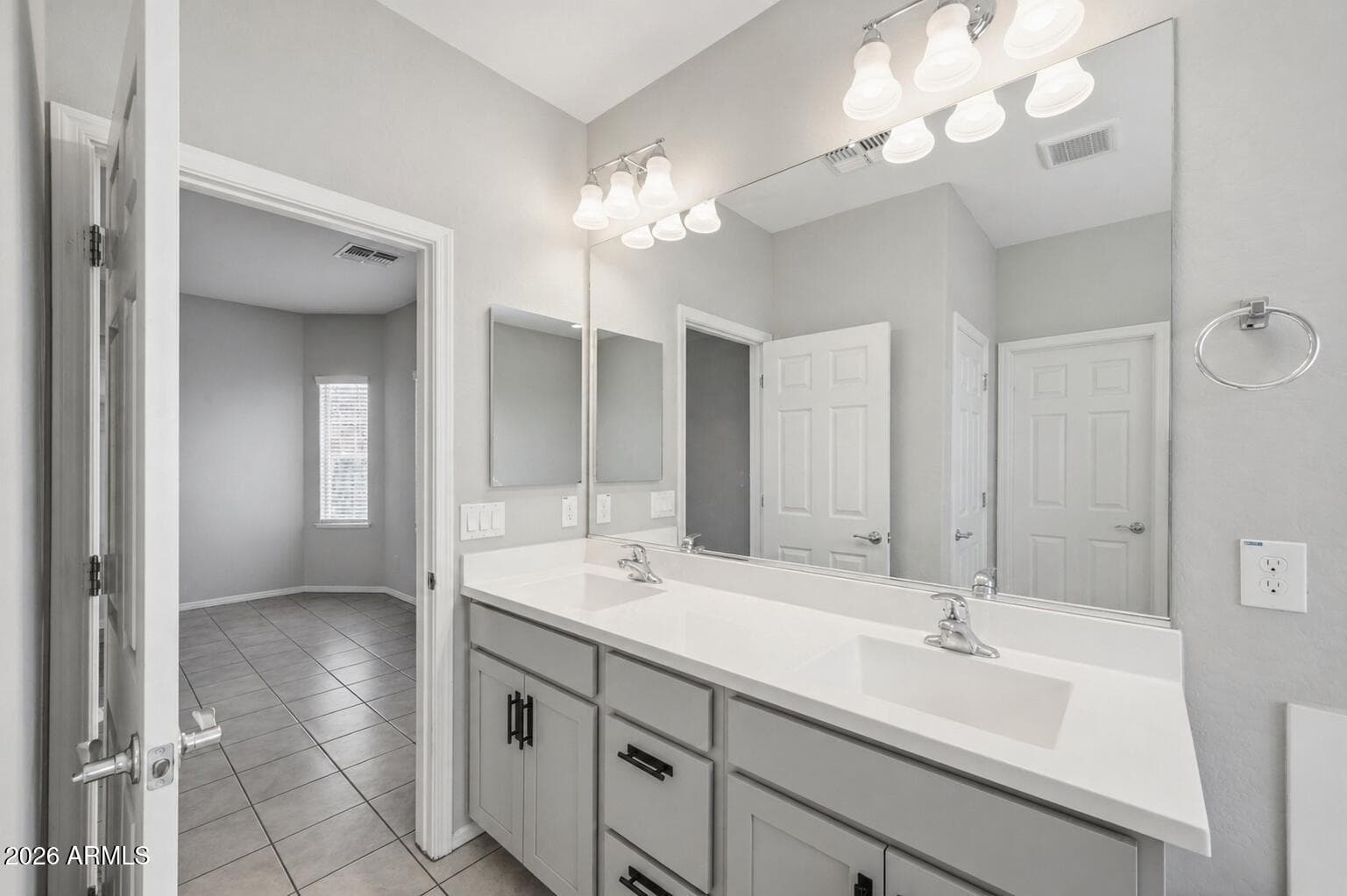 6686 W PLEASANT OAK Court, Florence, AZ 85132 — photo 12 of 37