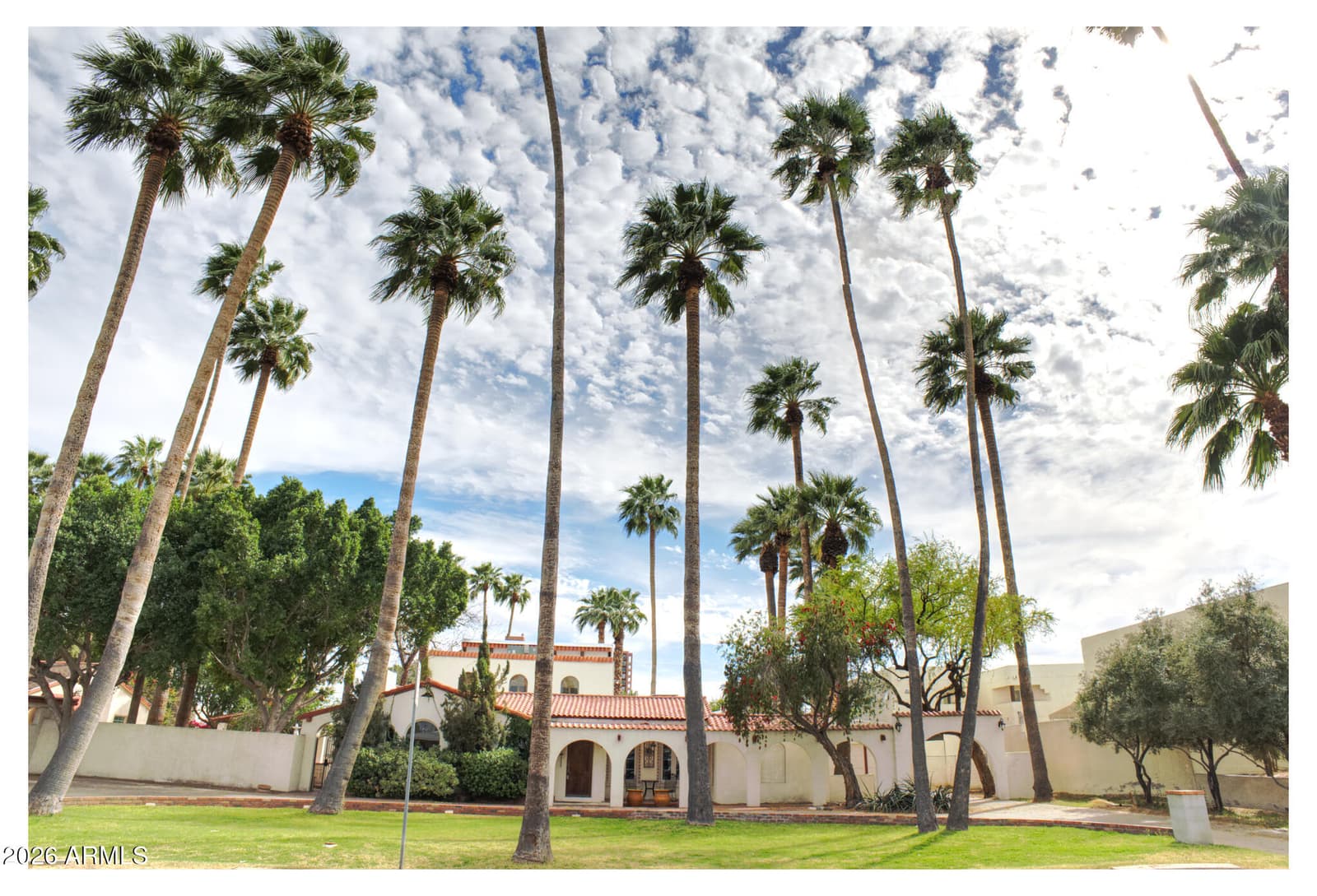 15 W PASADENA Avenue, Phoenix, AZ 85013 — photo 1 of 50