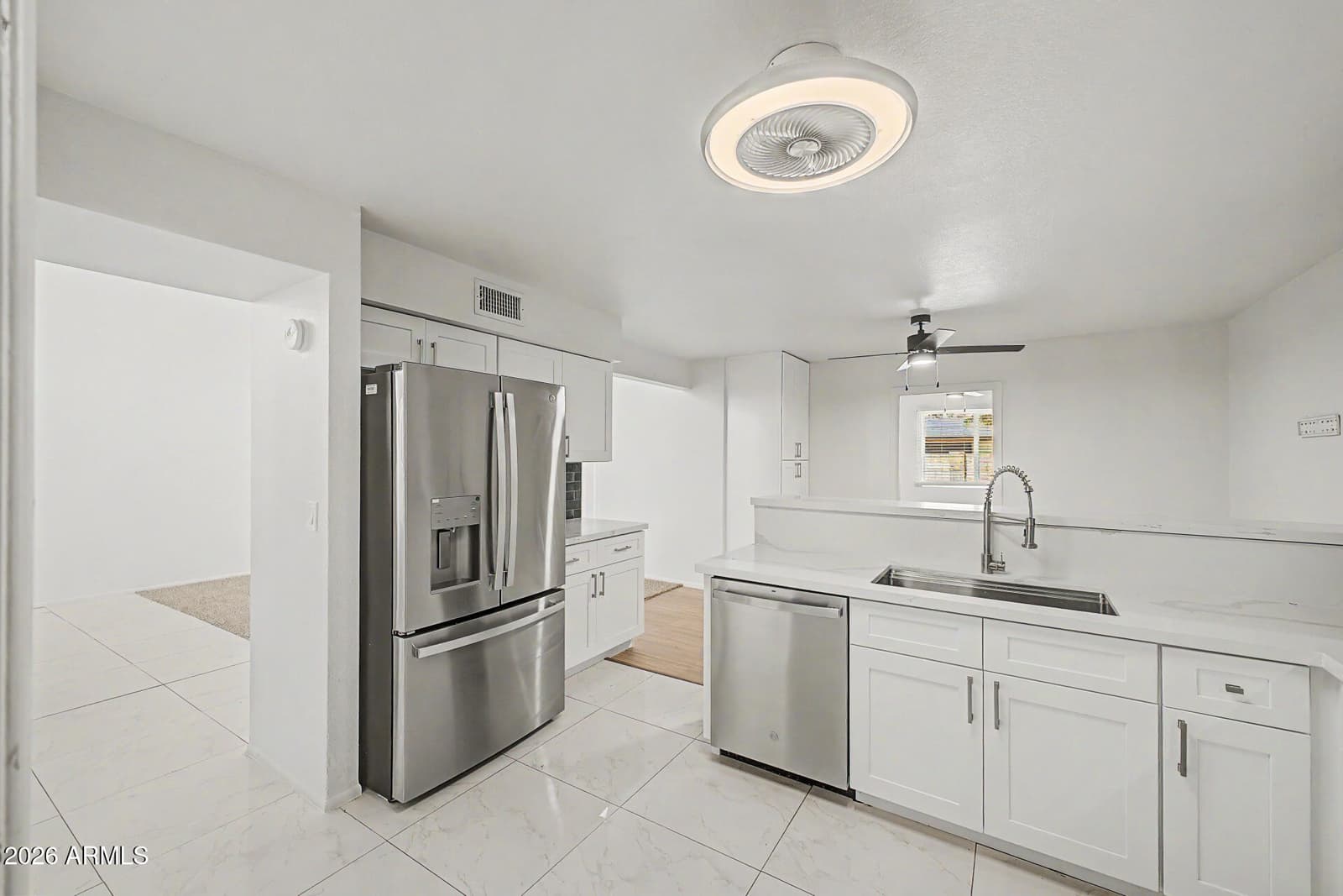 11822 N 76TH Drive, Peoria, AZ 85345 — photo 13 of 29