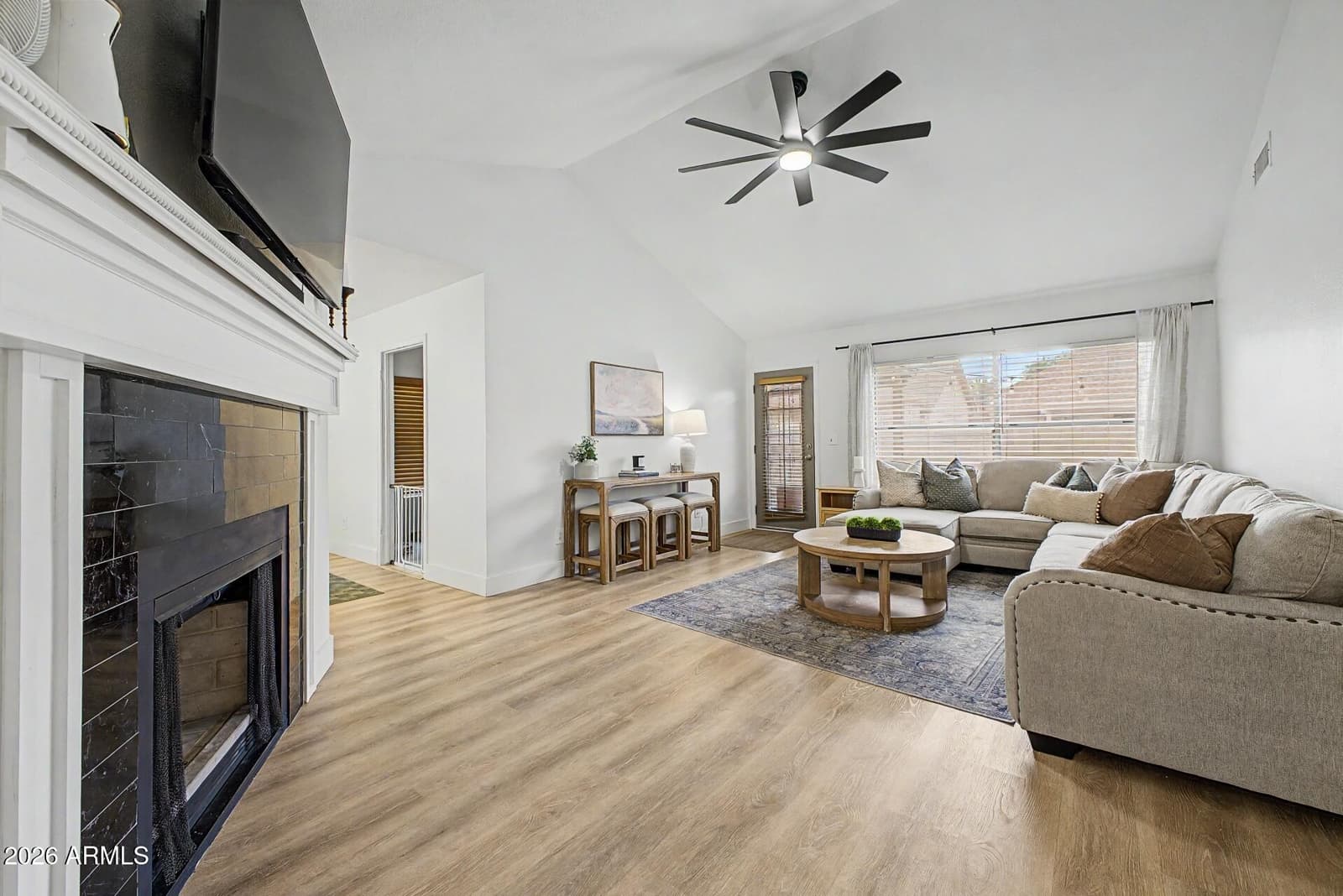 10118 W MEDLOCK Avenue, Glendale, AZ 85307 — photo 11 of 36
