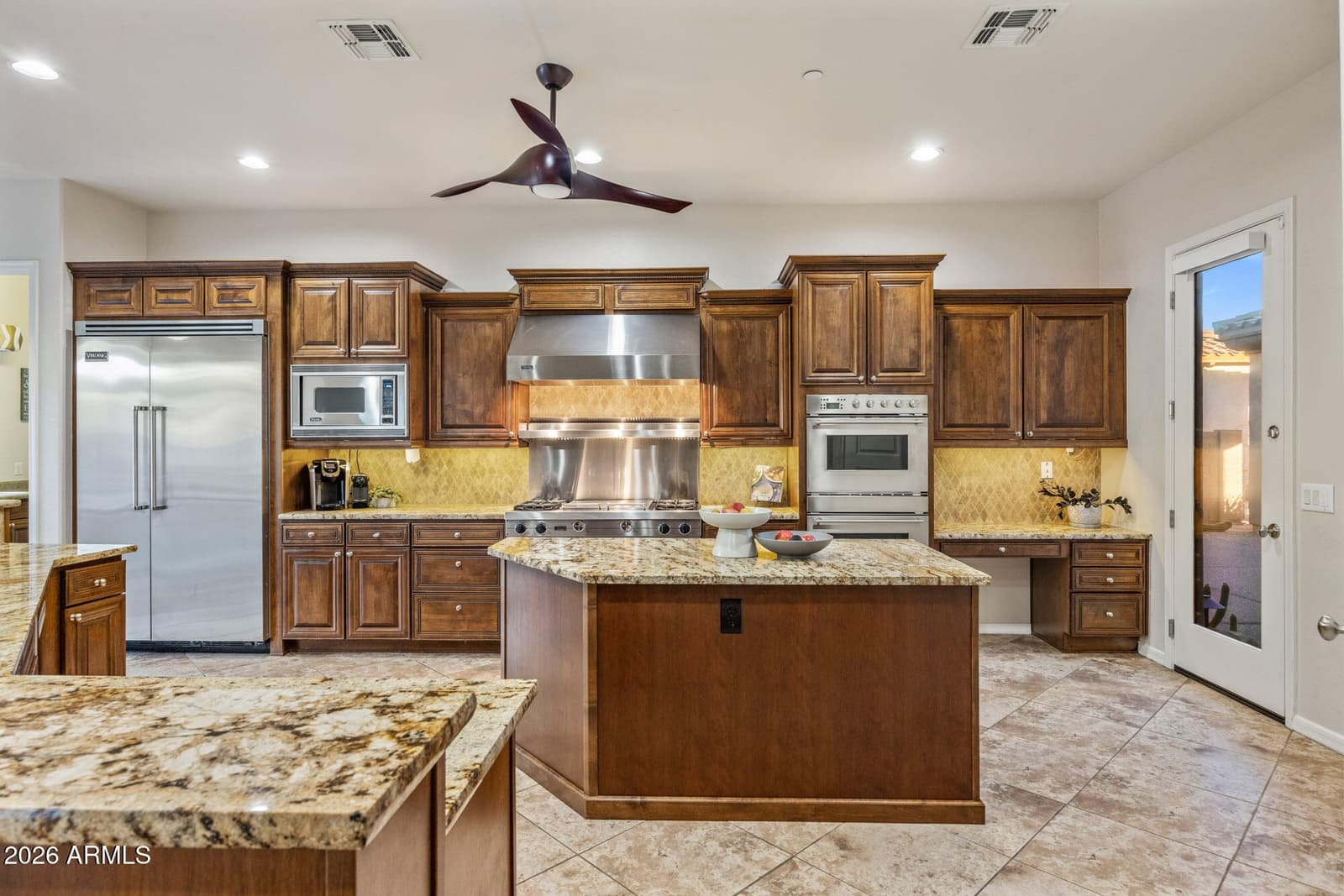 3950 E PATRICK Lane, Phoenix, AZ 85050 — photo 4 of 71