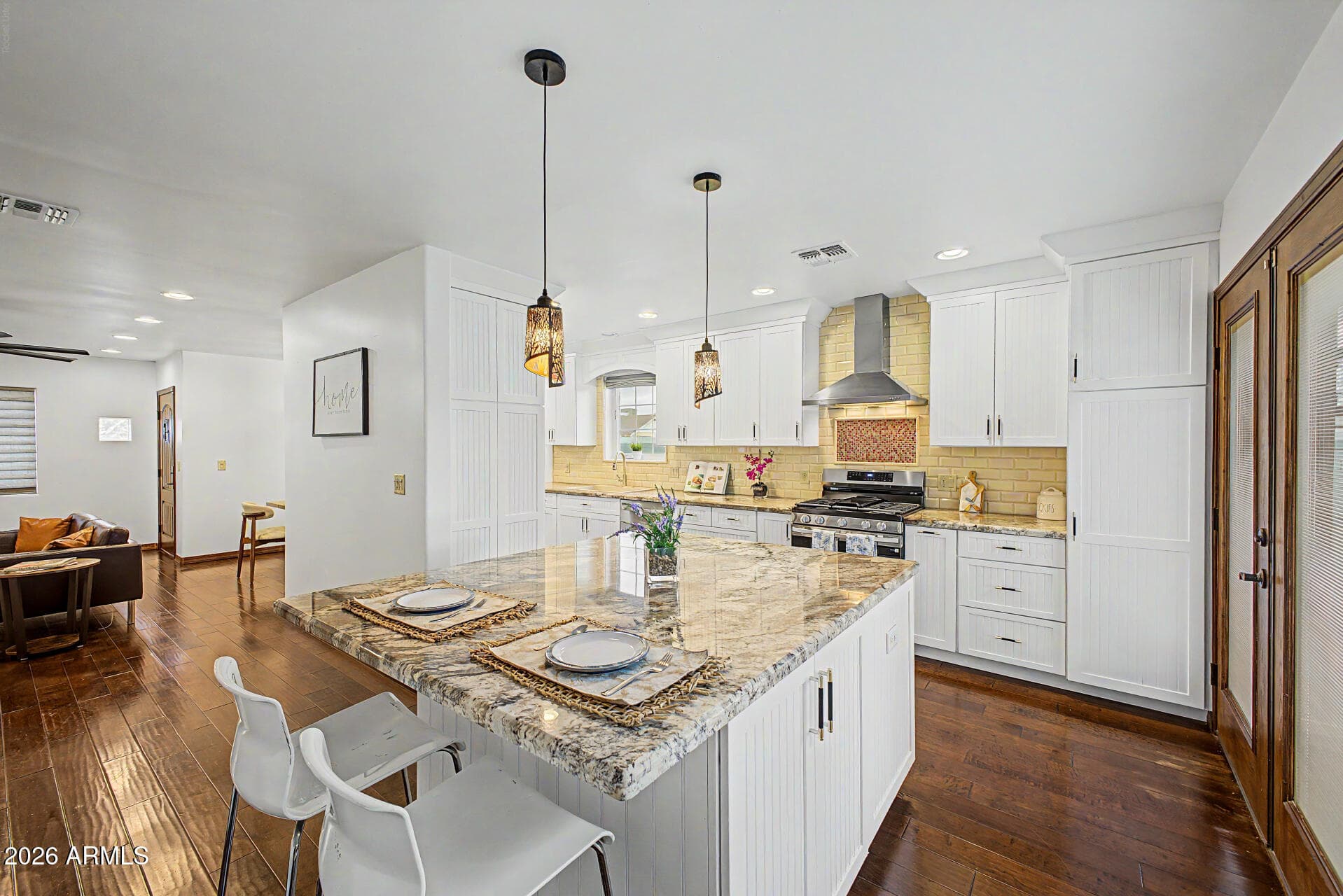 174 W ELM Street, Phoenix, AZ 85013 — photo 10 of 43