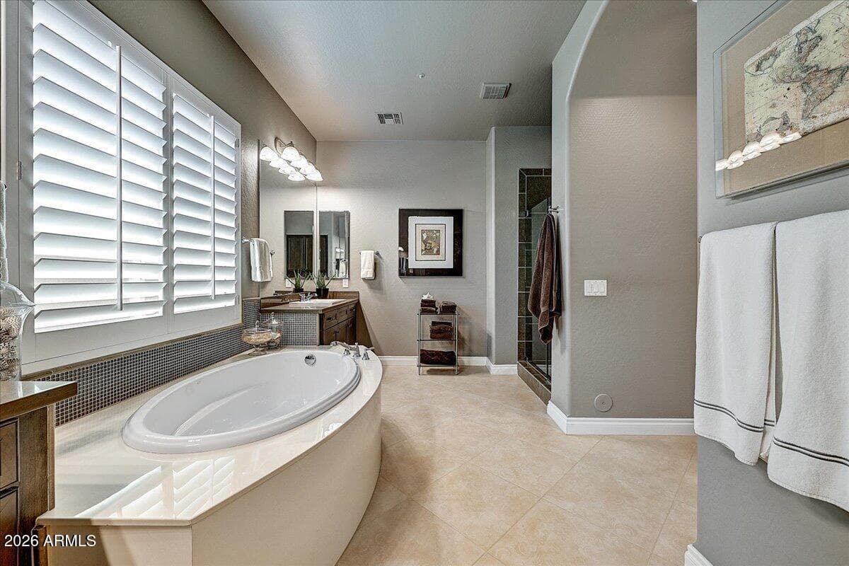 9422 E Via De Vaquero Drive, Scottsdale, AZ 85255 — photo 22 of 48