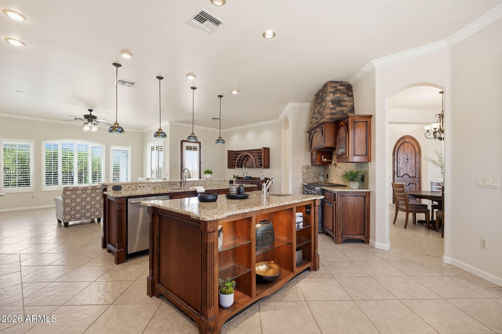 7917 E CAVE CREEK Road, Carefree, AZ 85377 — photo 18 of 60