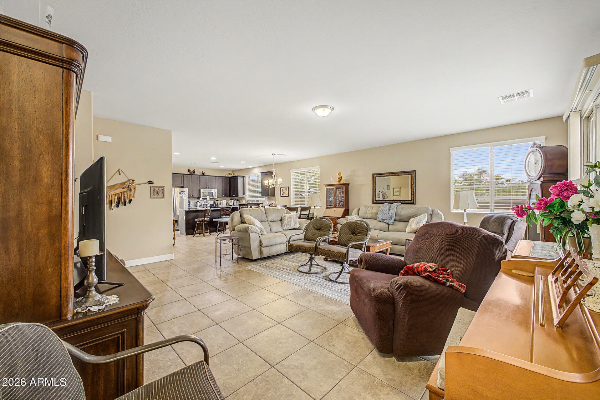 1266 E EUCALYPTUS Lane, San Tan Valley, AZ 85143 — photo 8 of 40