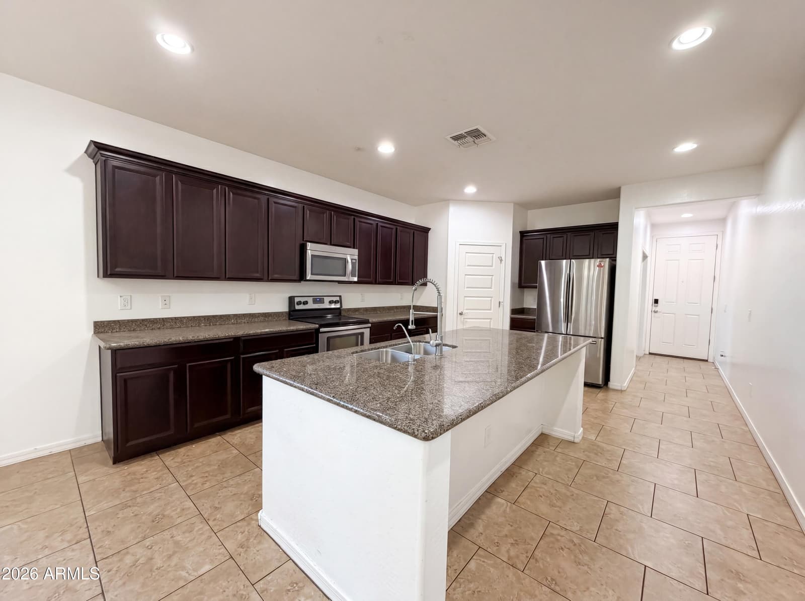 112 E BERNIE Lane, Gilbert, AZ 85295 — photo 8 of 23