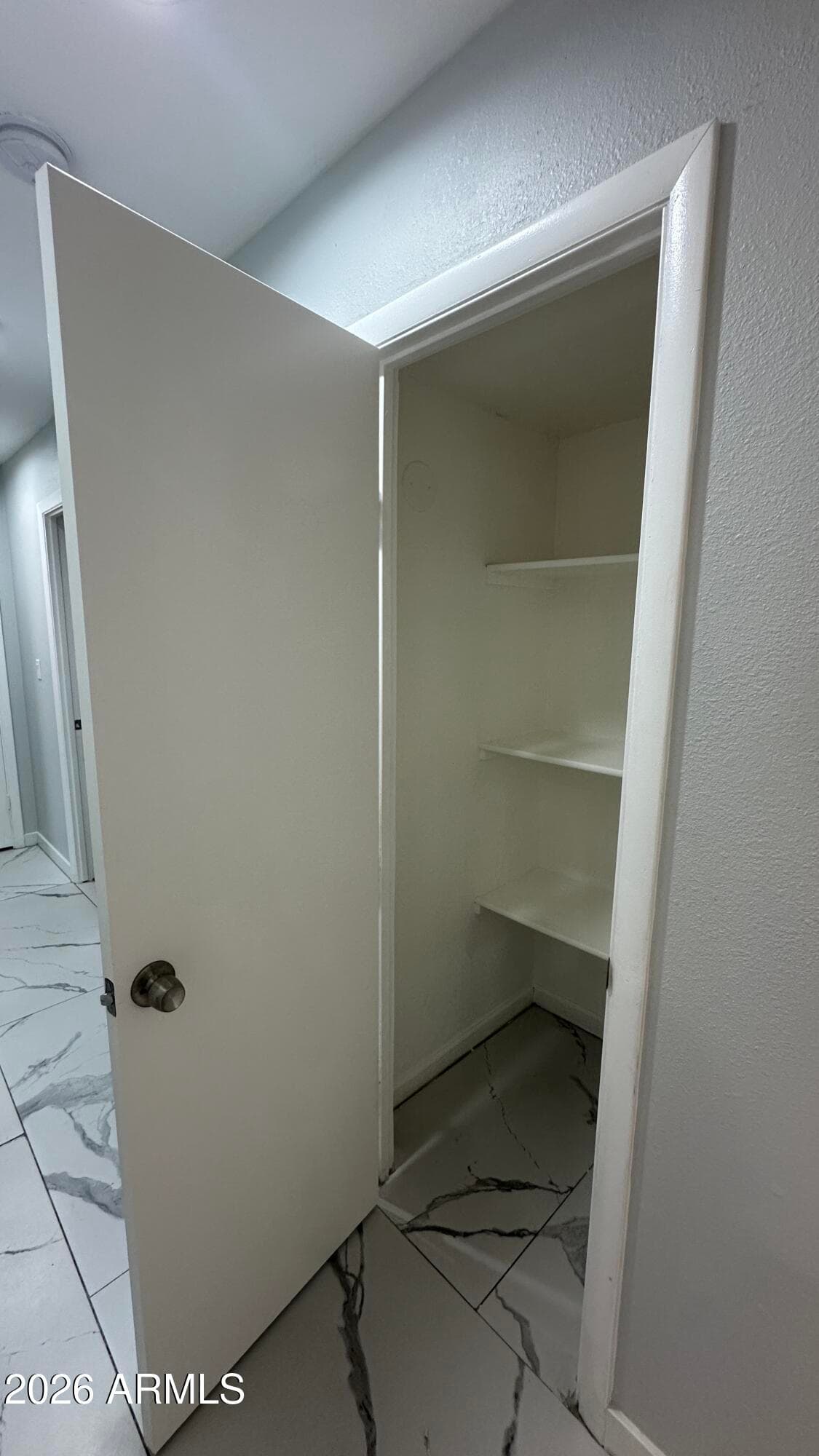 11250 N 33RD Avenue, Phoenix, AZ 85029 — photo 10 of 19