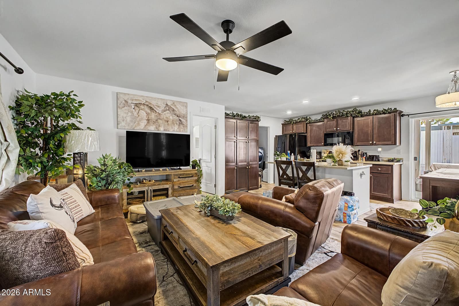150 S WINDSOR 69, Mesa, AZ 85204 — photo 8 of 28