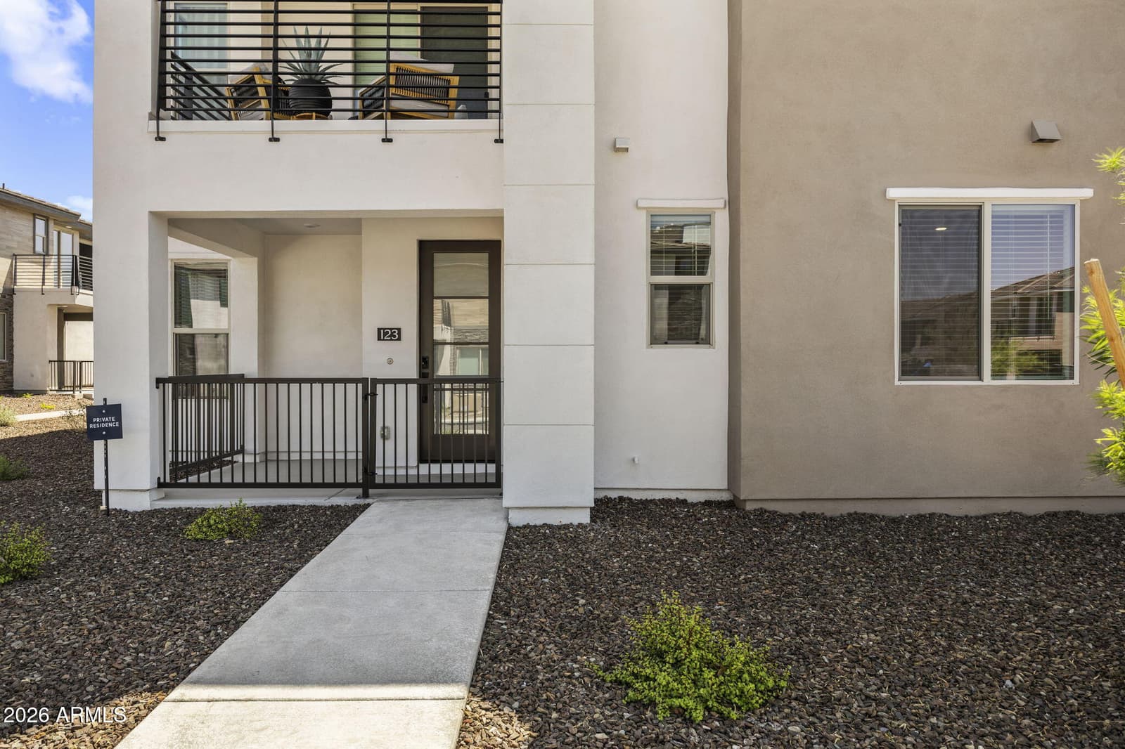 2121 W SONORAN DESERT Drive 123, Phoenix, AZ 85085 — photo 5 of 40