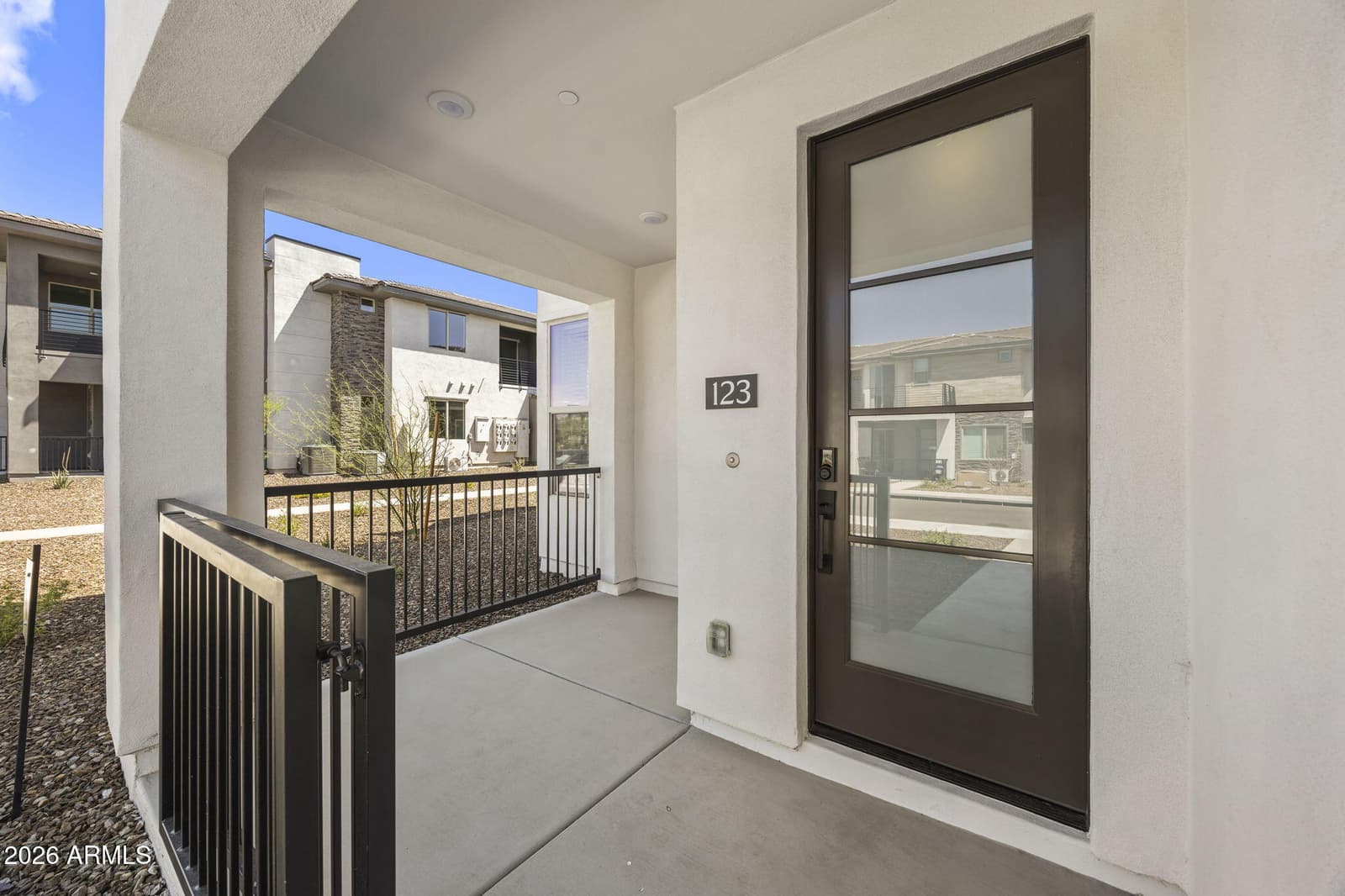 2121 W SONORAN DESERT Drive 123, Phoenix, AZ 85085 — photo 4 of 40