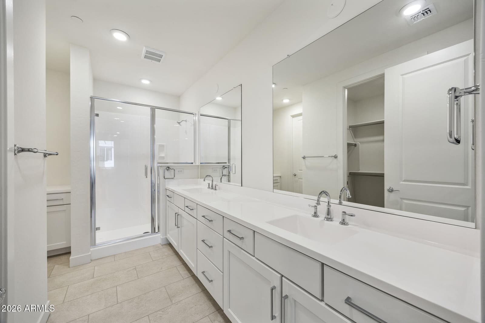 2121 W SONORAN DESERT Drive 123, Phoenix, AZ 85085 — photo 23 of 40