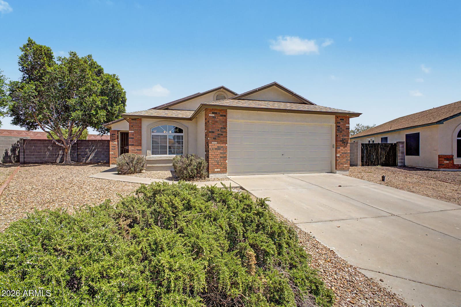 737 N LAYTON, Mesa, AZ 85207 — photo 2 of 27