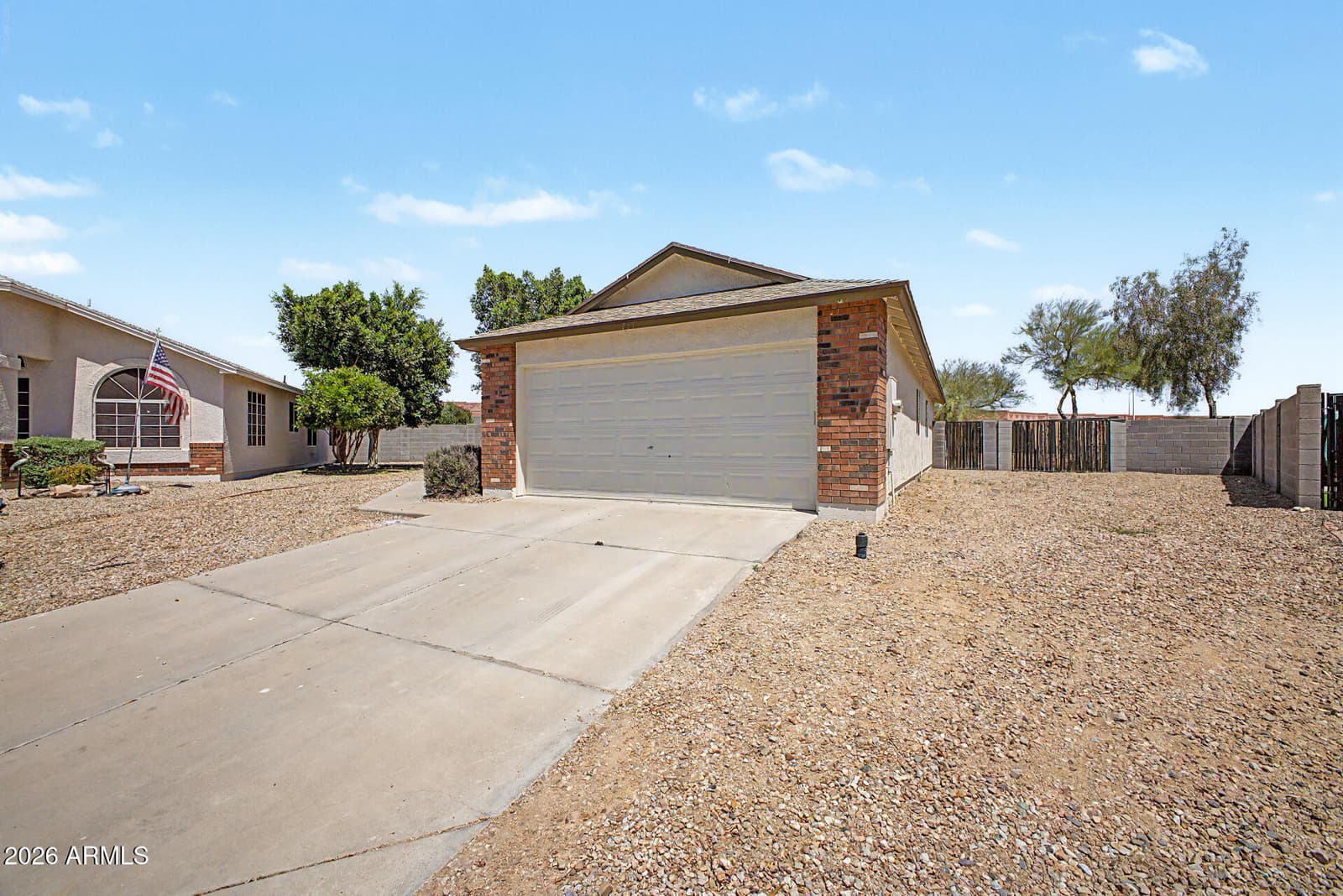 737 N LAYTON, Mesa, AZ 85207 — photo 3 of 27