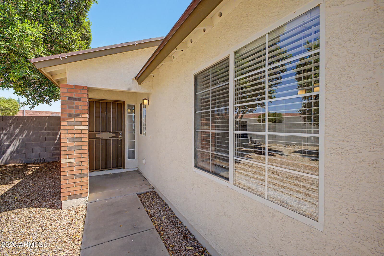 737 N LAYTON, Mesa, AZ 85207 — photo 4 of 27