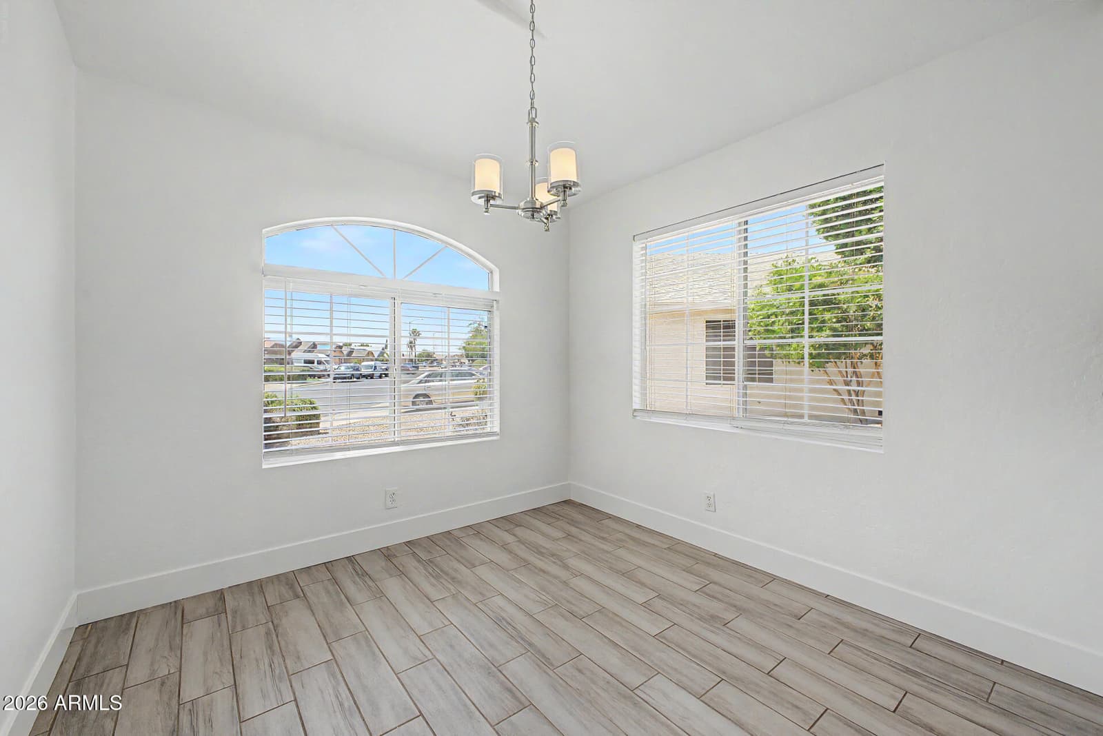 737 N LAYTON, Mesa, AZ 85207 — photo 7 of 27
