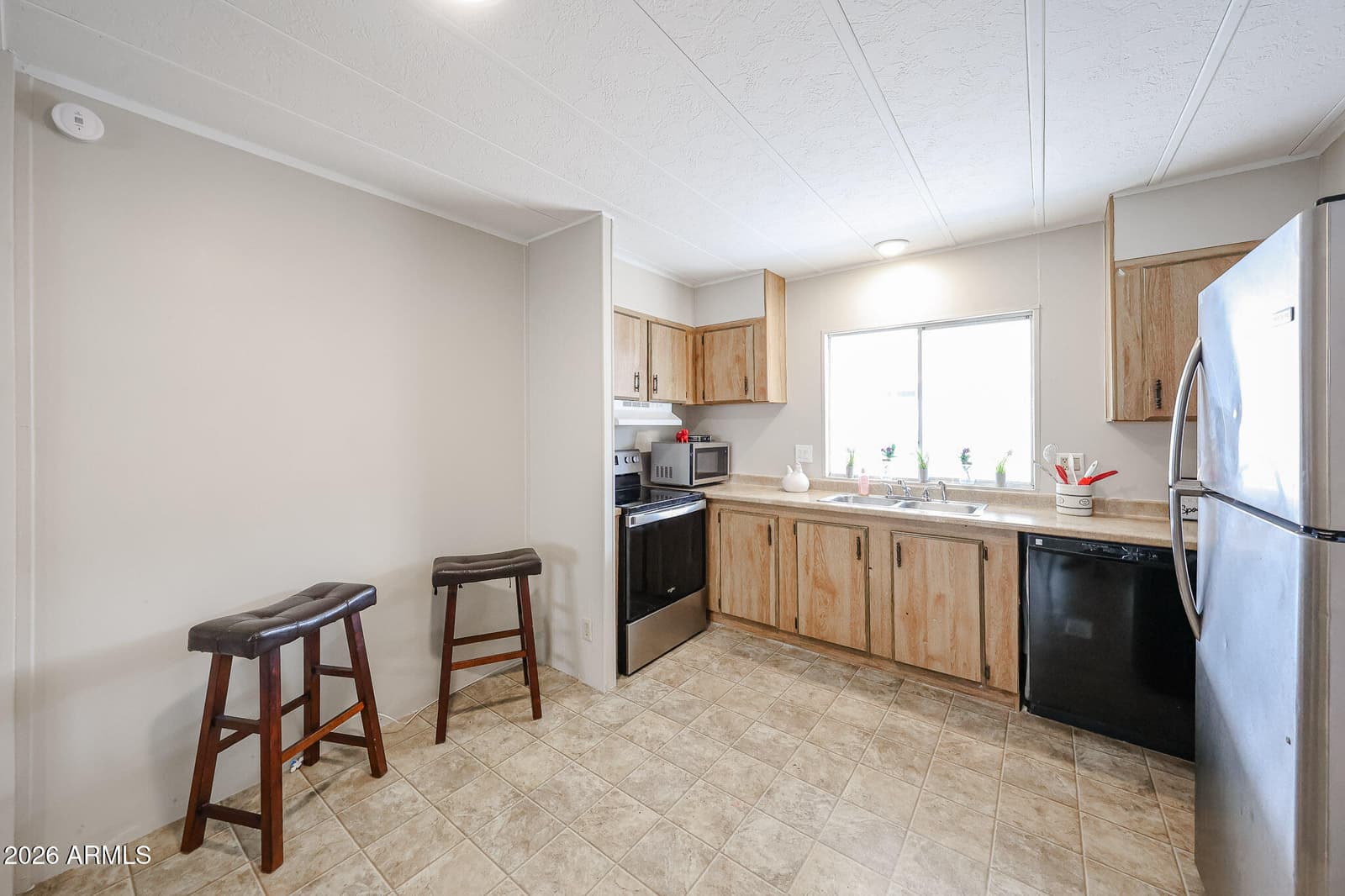 8301 N 103 Avenue 34, Peoria, AZ 85345 — photo 12 of 25