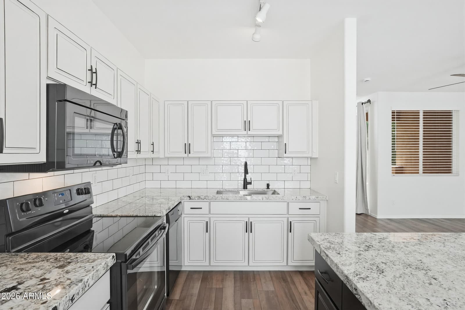22125 N 29TH Avenue 122, Phoenix, AZ 85027 — photo 12 of 28