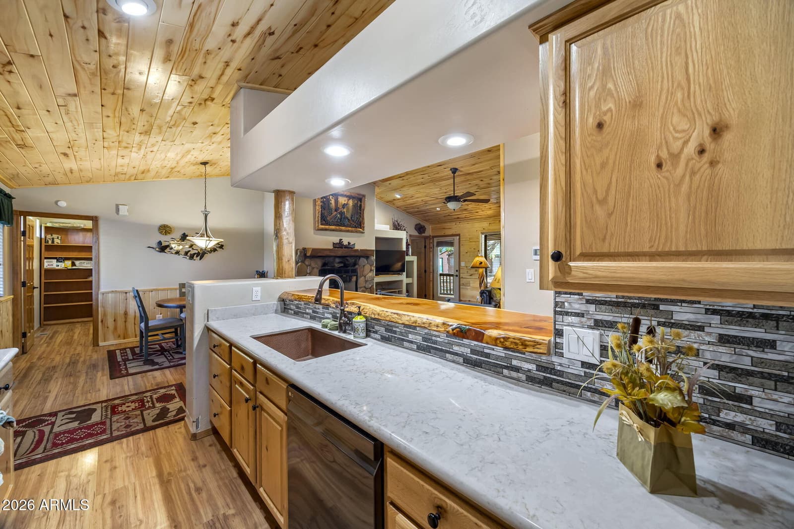 2337 Buffalo Loop N, Overgaard, AZ 85933 — photo 13 of 43