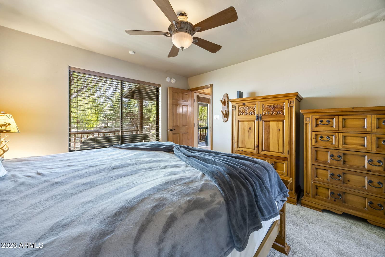 2337 Buffalo Loop N, Overgaard, AZ 85933 — photo 14 of 43