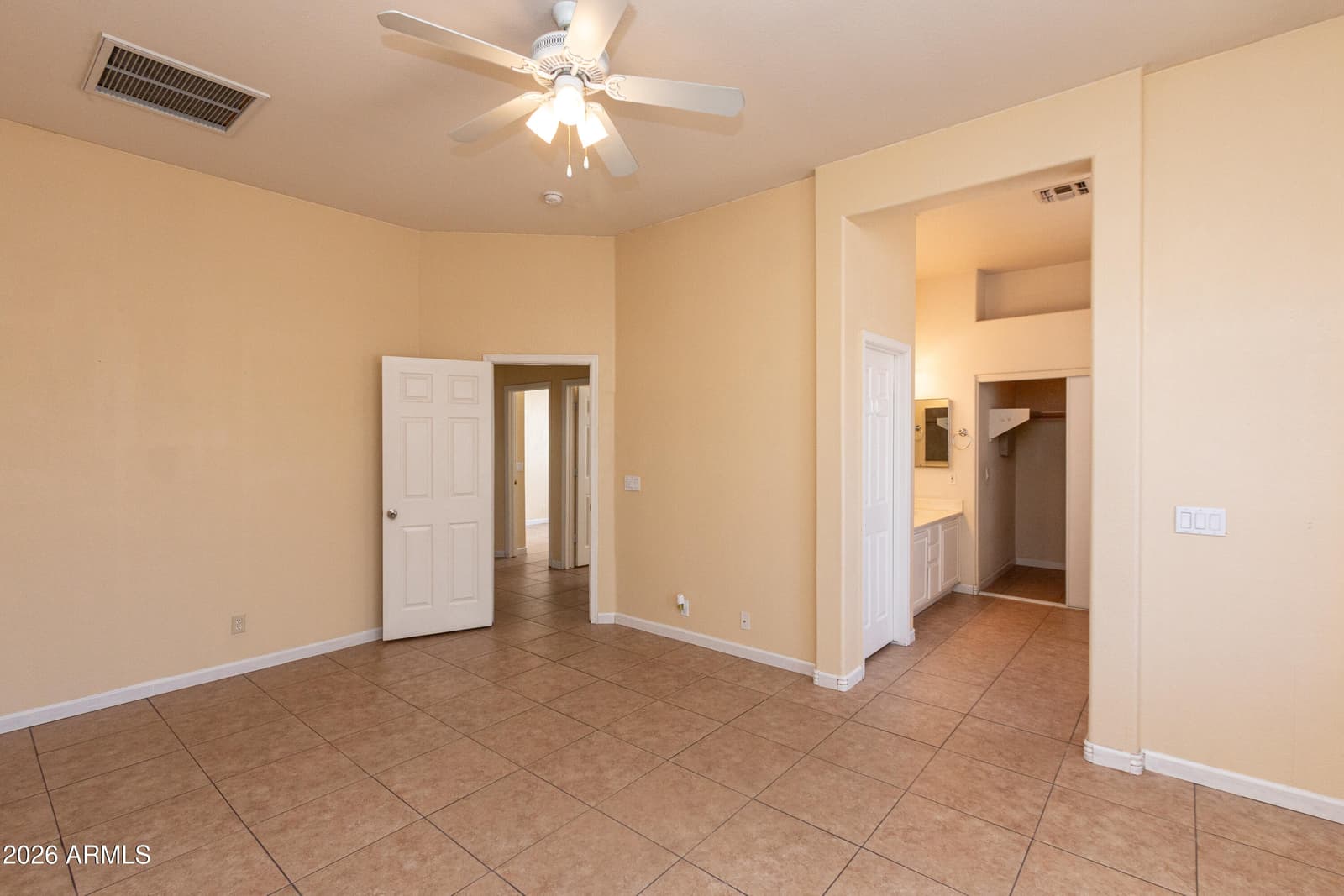 3371 W VIA DEL SOL Drive, Phoenix, AZ 85027 — photo 15 of 29