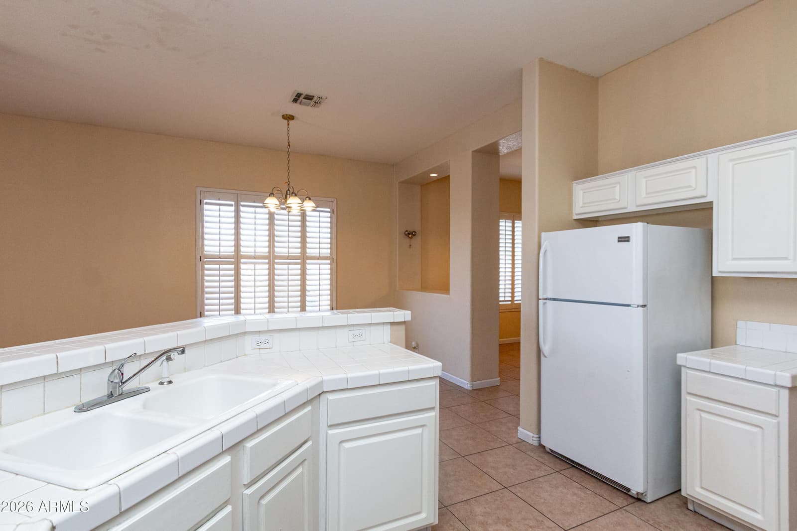 3371 W VIA DEL SOL Drive, Phoenix, AZ 85027 — photo 14 of 29