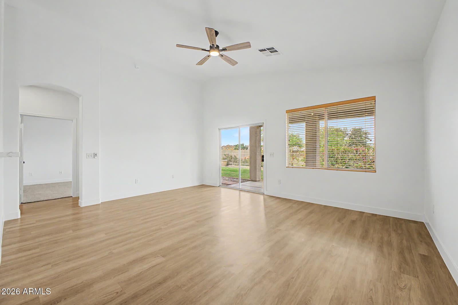 1733 S PICO Court, Gilbert, AZ 85295 — photo 7 of 40