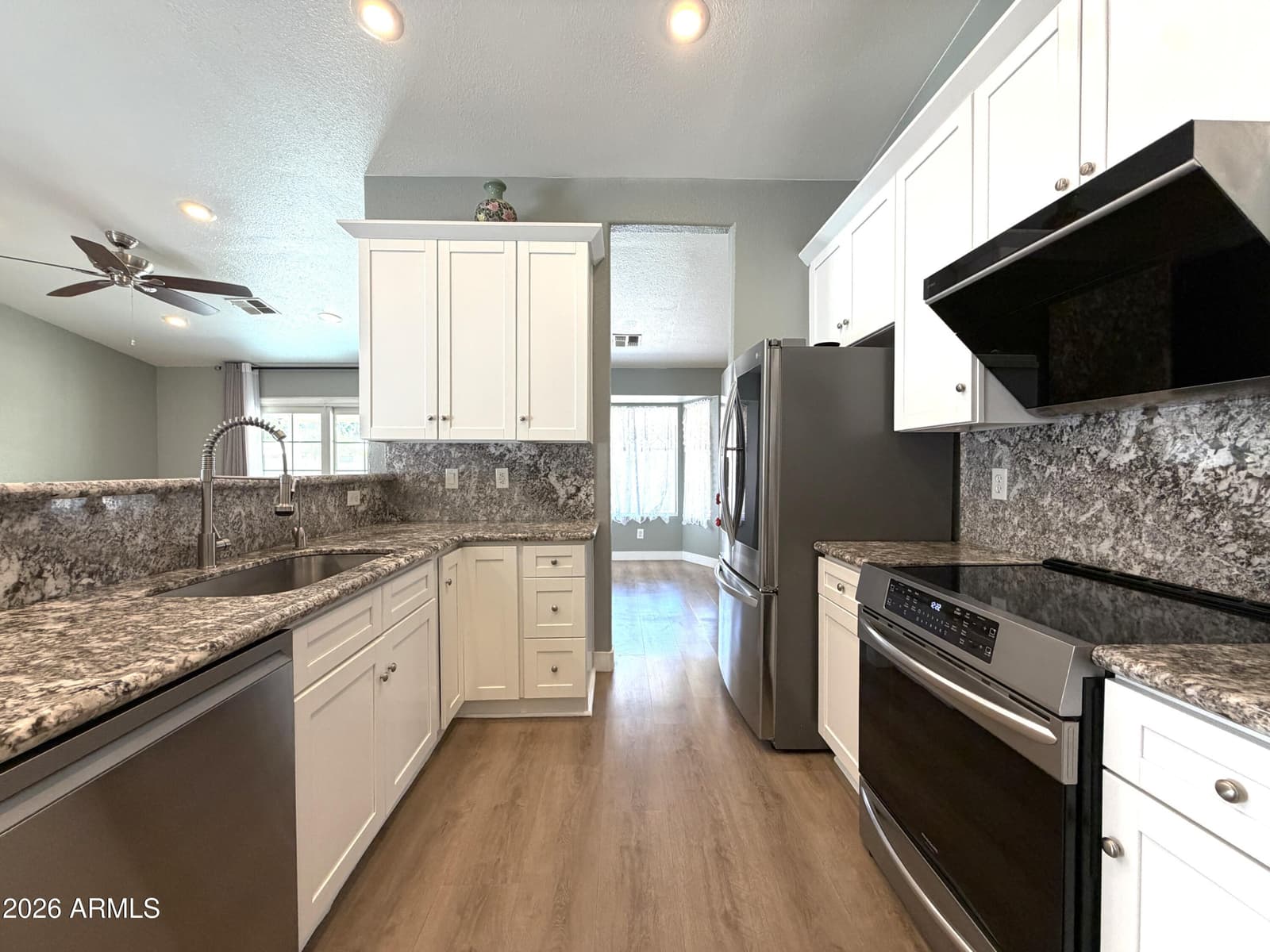 329 W BRISA Drive, Gilbert, AZ 85233 — photo 18 of 45