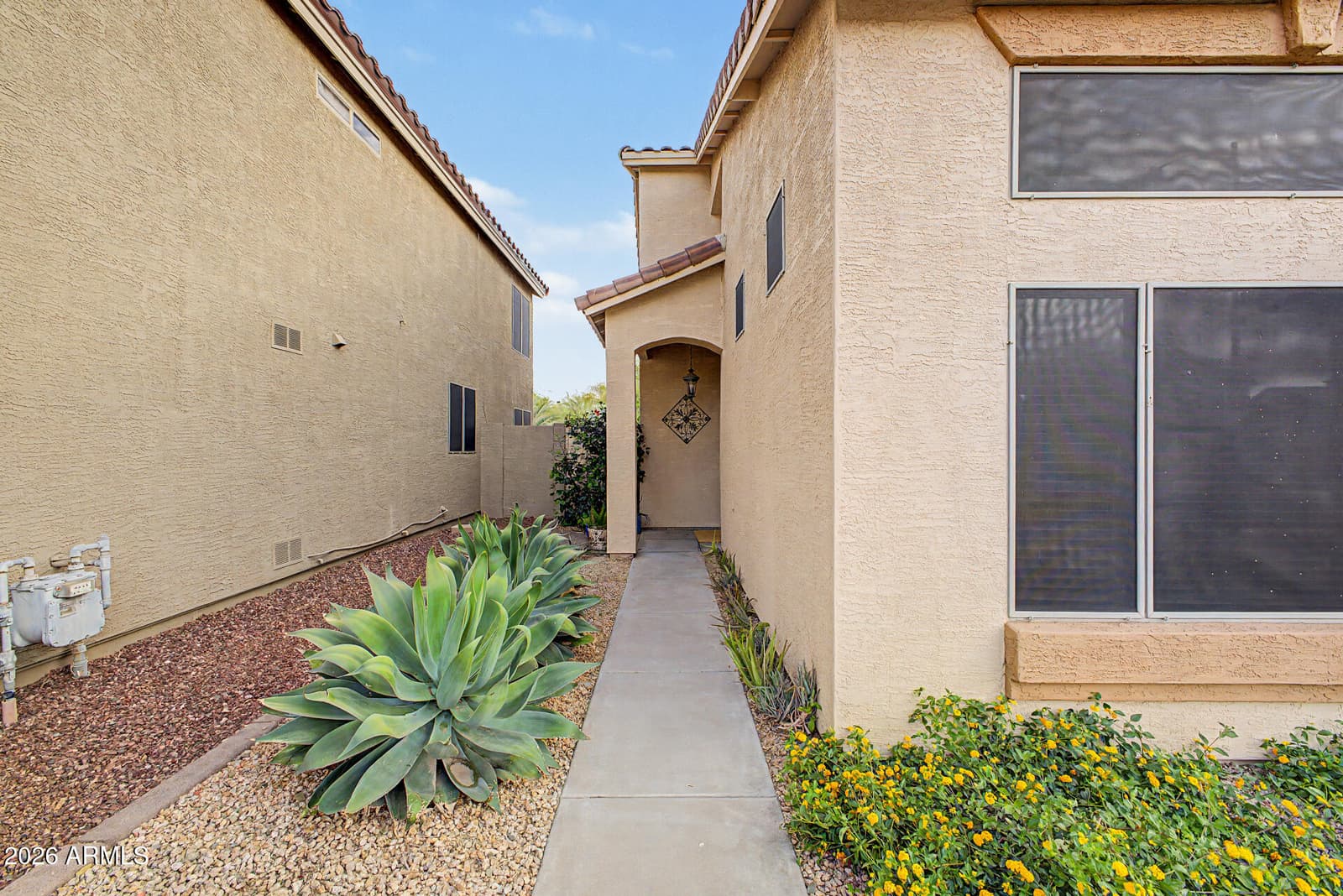 1019 E MONONA Drive, Phoenix, AZ 85024 — photo 7 of 43