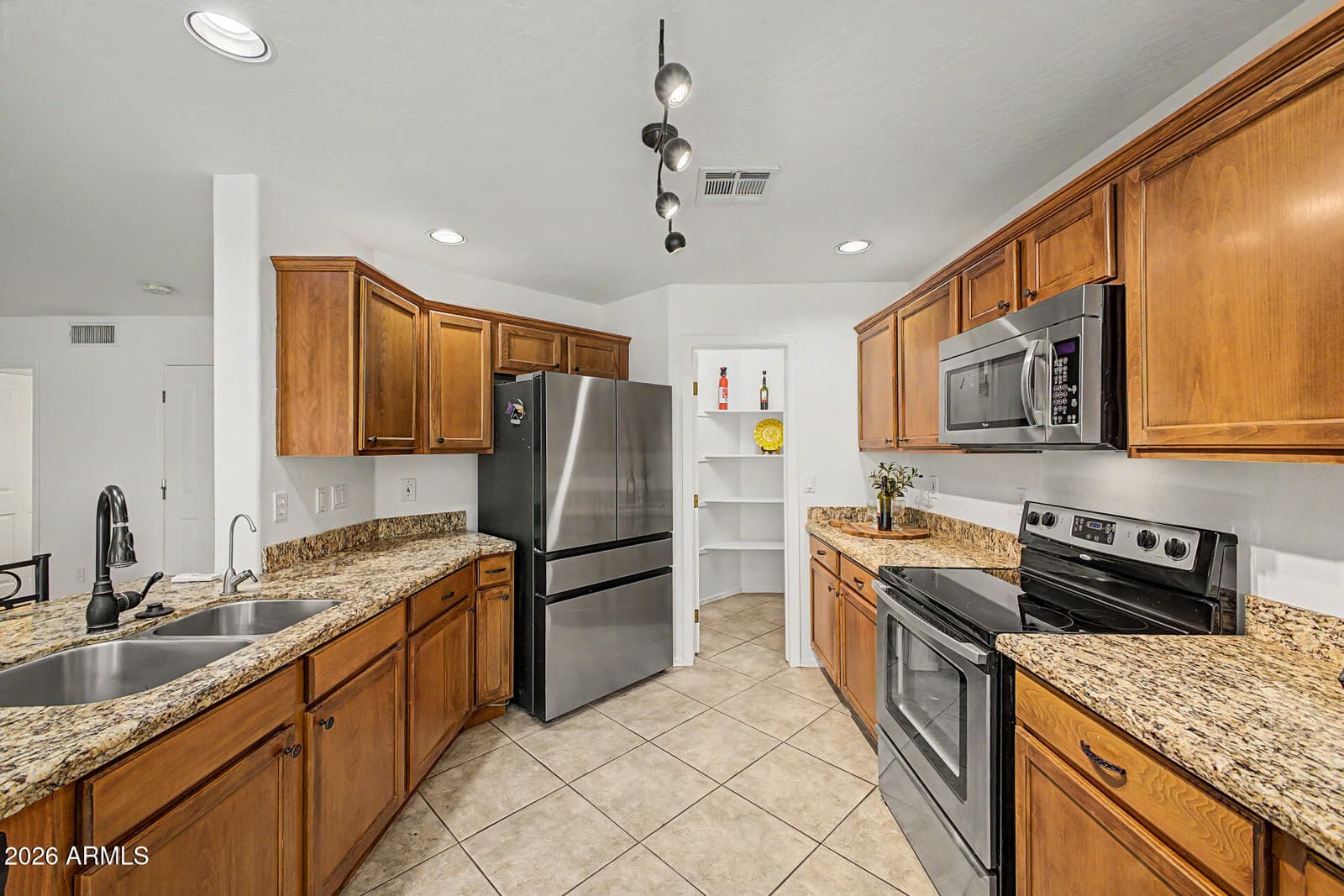 1019 E MONONA Drive, Phoenix, AZ 85024 — photo 16 of 43