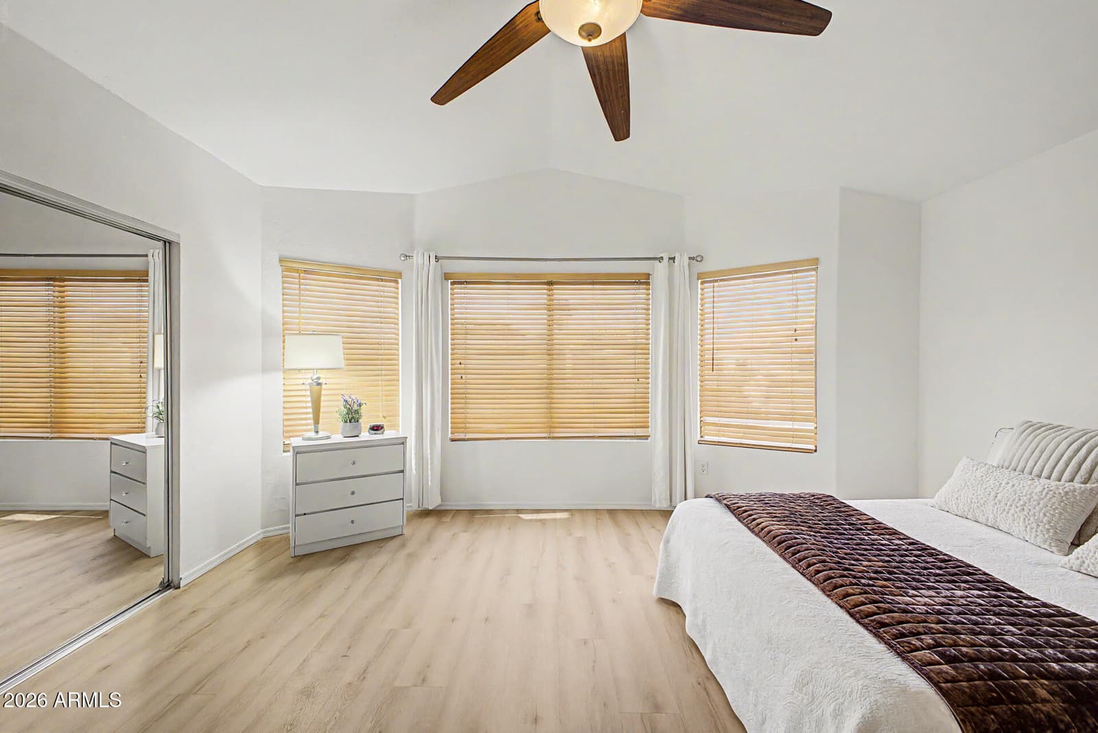 1019 E MONONA Drive, Phoenix, AZ 85024 — photo 21 of 43