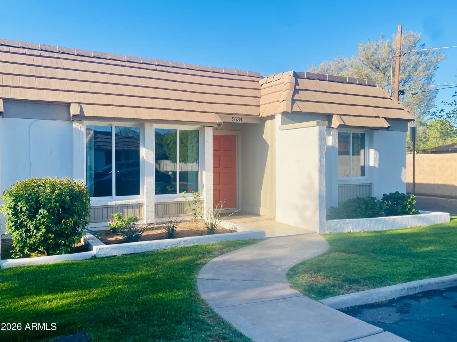 5634 N 12TH Street, Phoenix, AZ 85014 — photo 1 of 28