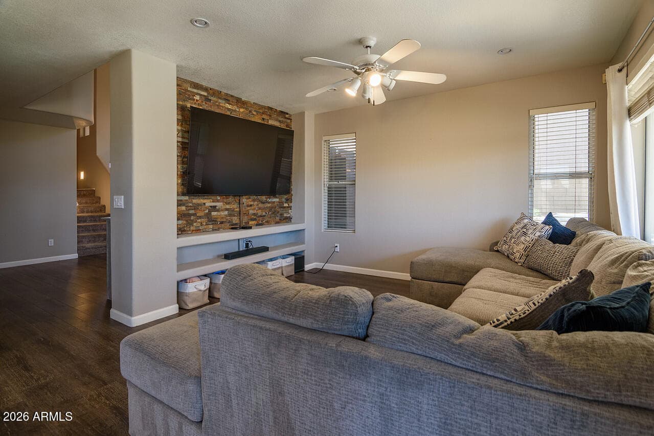 3230 E Altadena Avenue, Phoenix, AZ 85028 — photo 6 of 26