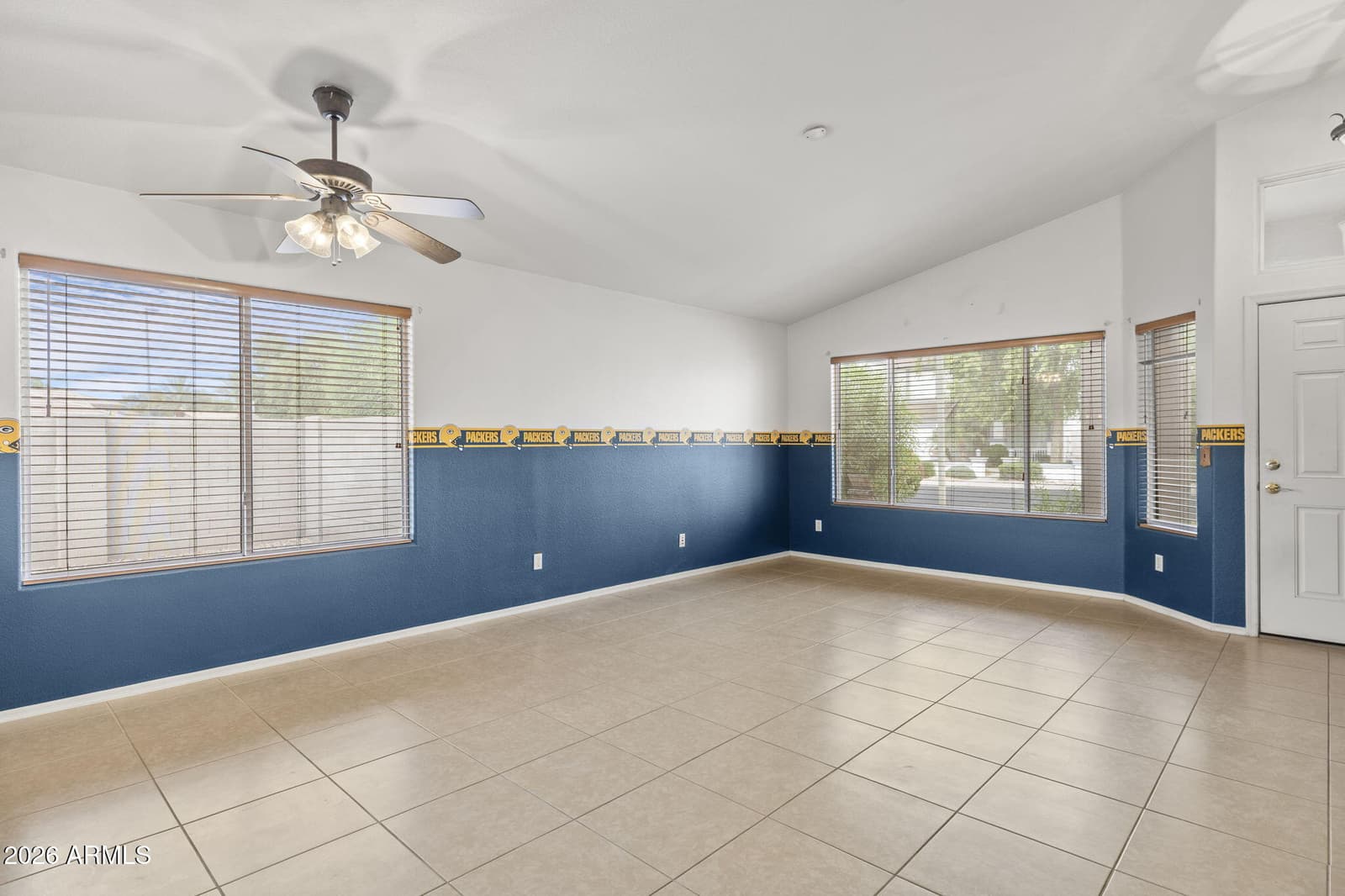 2054 S Marble Street, Gilbert, AZ 85295 — photo 7 of 27