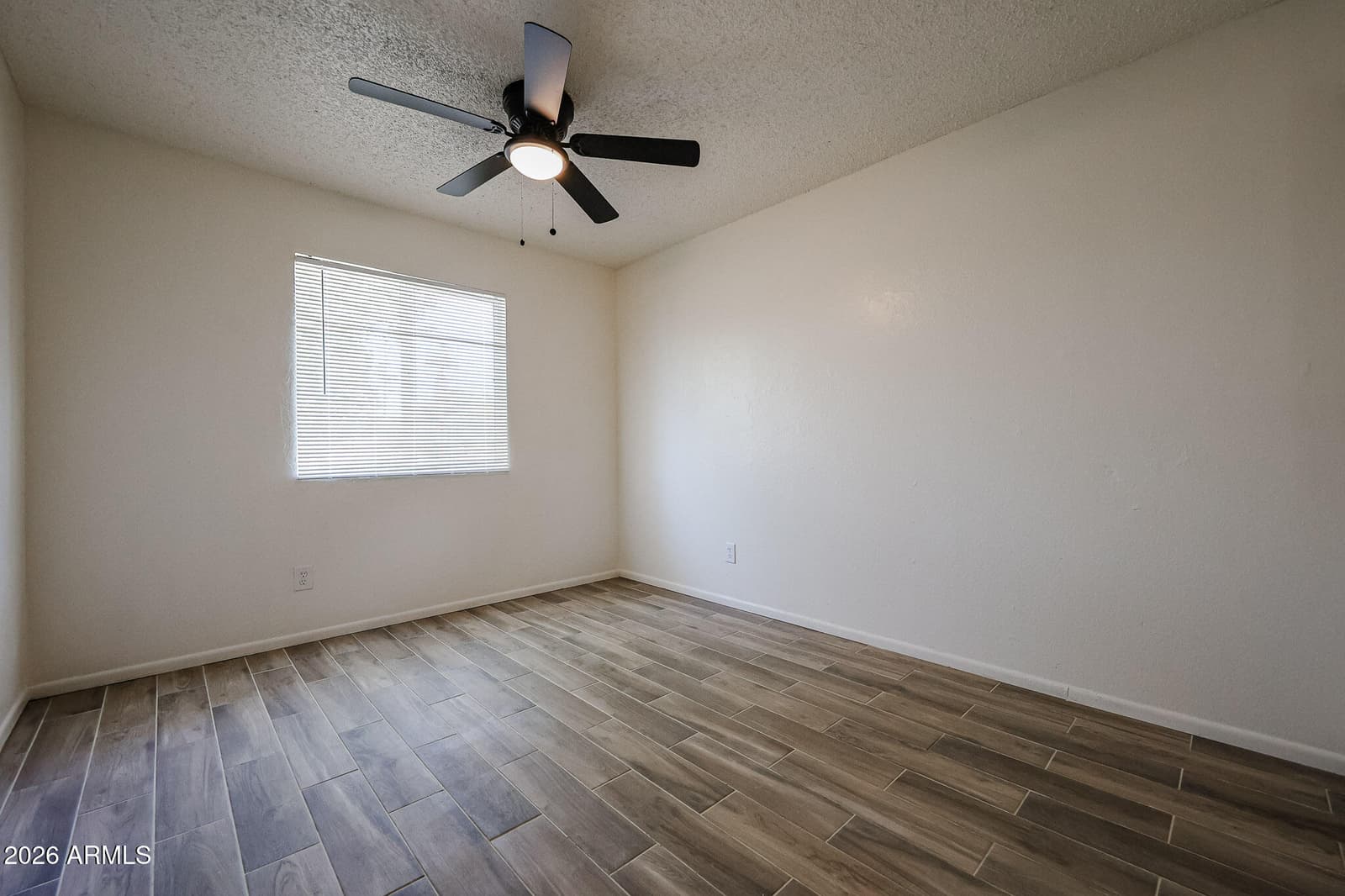 7056 W TAYLOR Street, Phoenix, AZ 85043 — photo 7 of 30