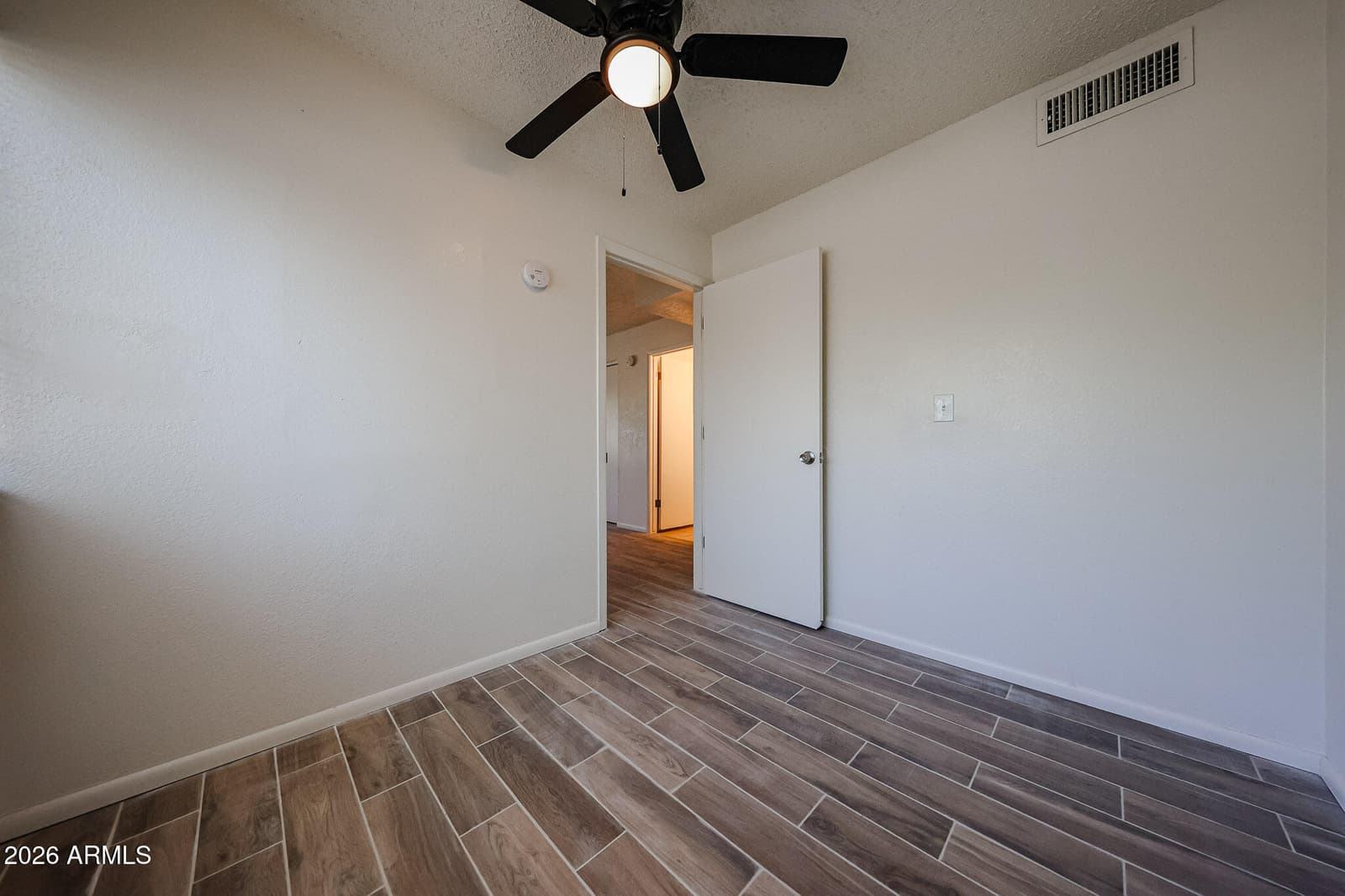 7056 W TAYLOR Street, Phoenix, AZ 85043 — photo 13 of 30