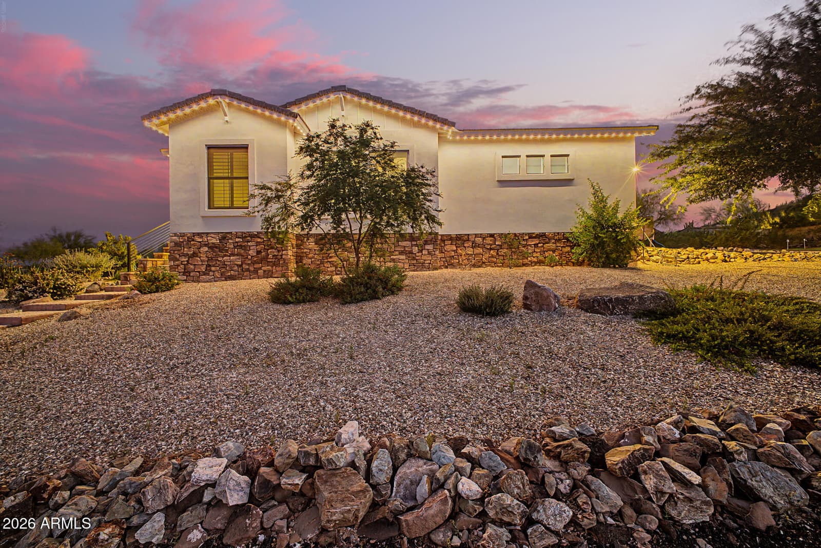 3233 W HORIZON Drive, Phoenix, AZ 85086 — photo 2 of 49
