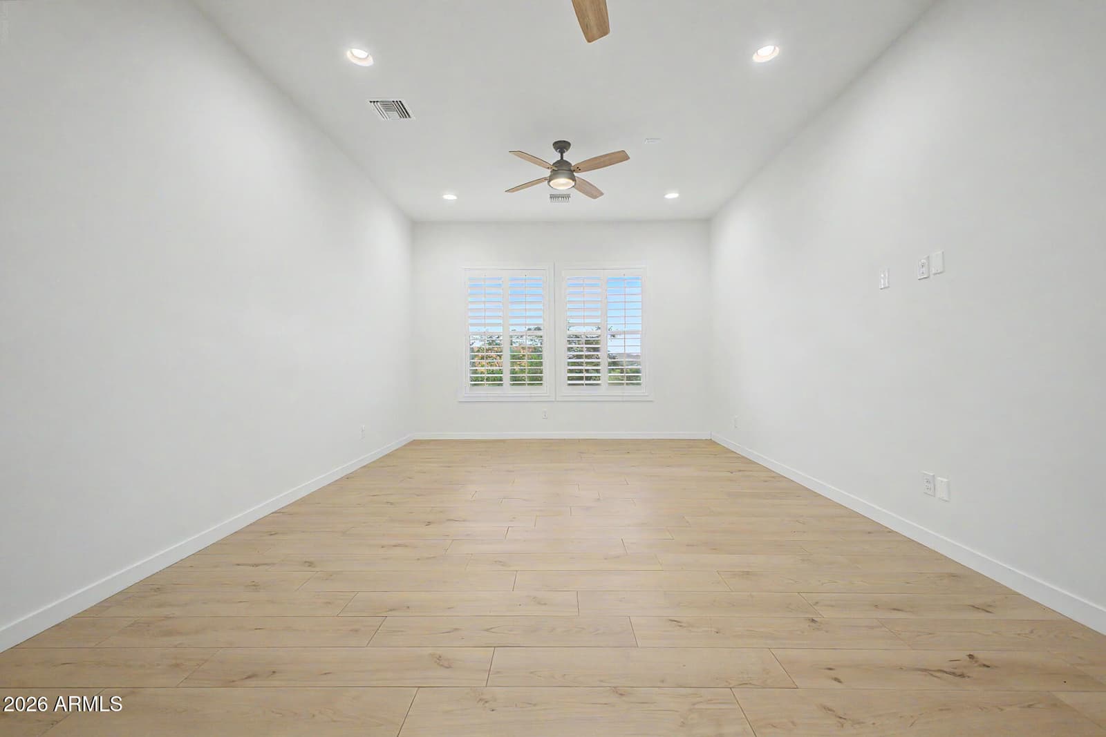 3233 W HORIZON Drive, Phoenix, AZ 85086 — photo 23 of 49