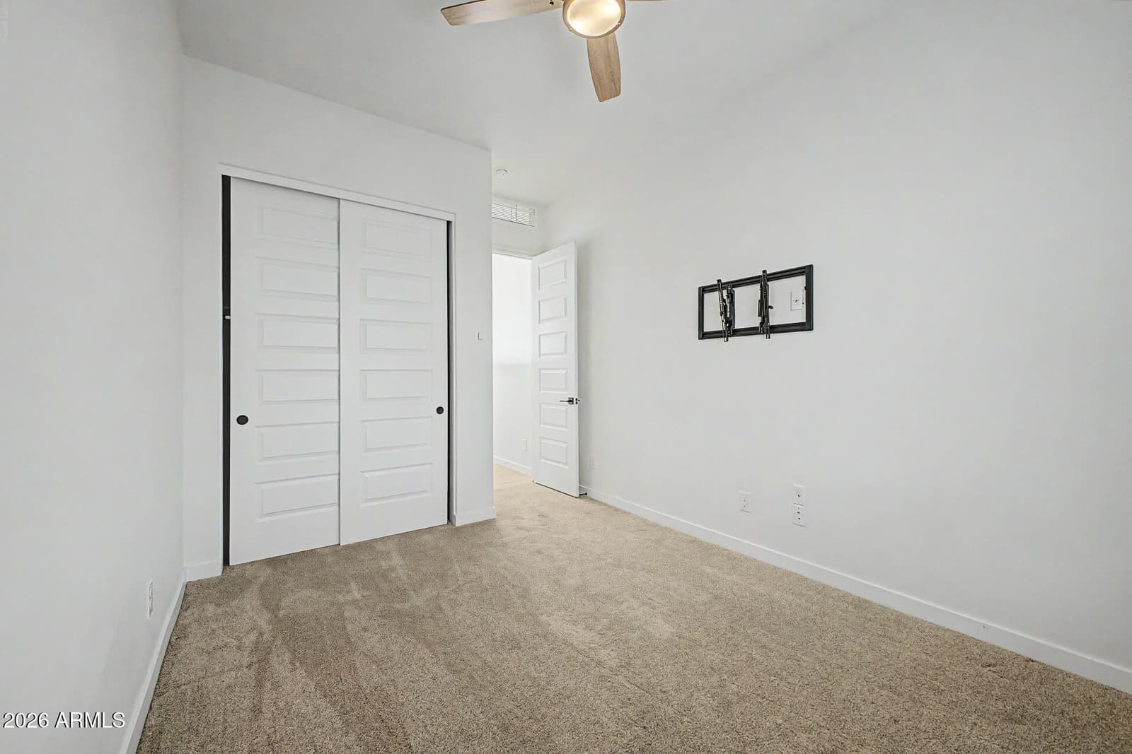 3233 W HORIZON Drive, Phoenix, AZ 85086 — photo 24 of 49