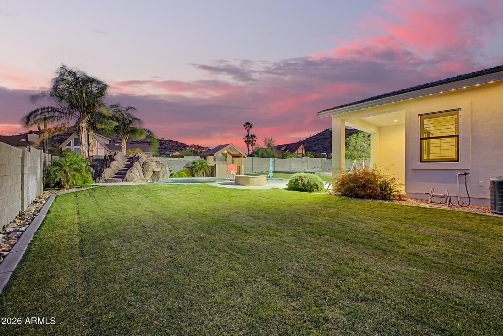 3233 W HORIZON Drive, Phoenix, AZ 85086 — photo 30 of 49