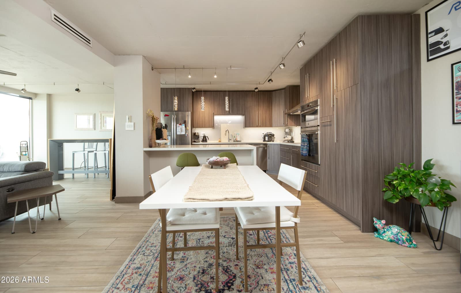 2323 N CENTRAL Avenue 903, Phoenix, AZ 85004 — photo 11 of 94